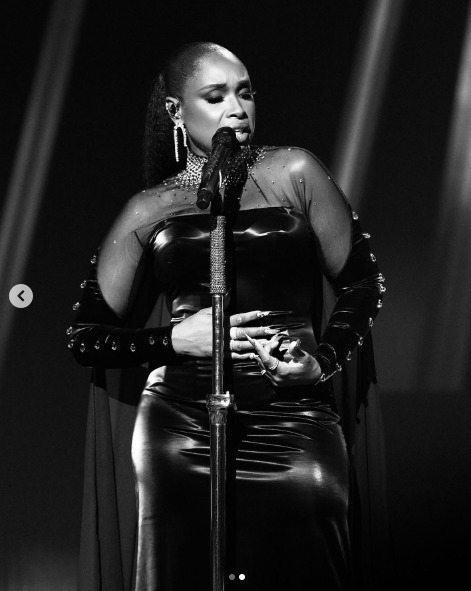 Jennifer Hudson mid-performance during the AMAs 50th Anniversary Special, posted on October 5, 2024 | Source: Instagram/iamjhud