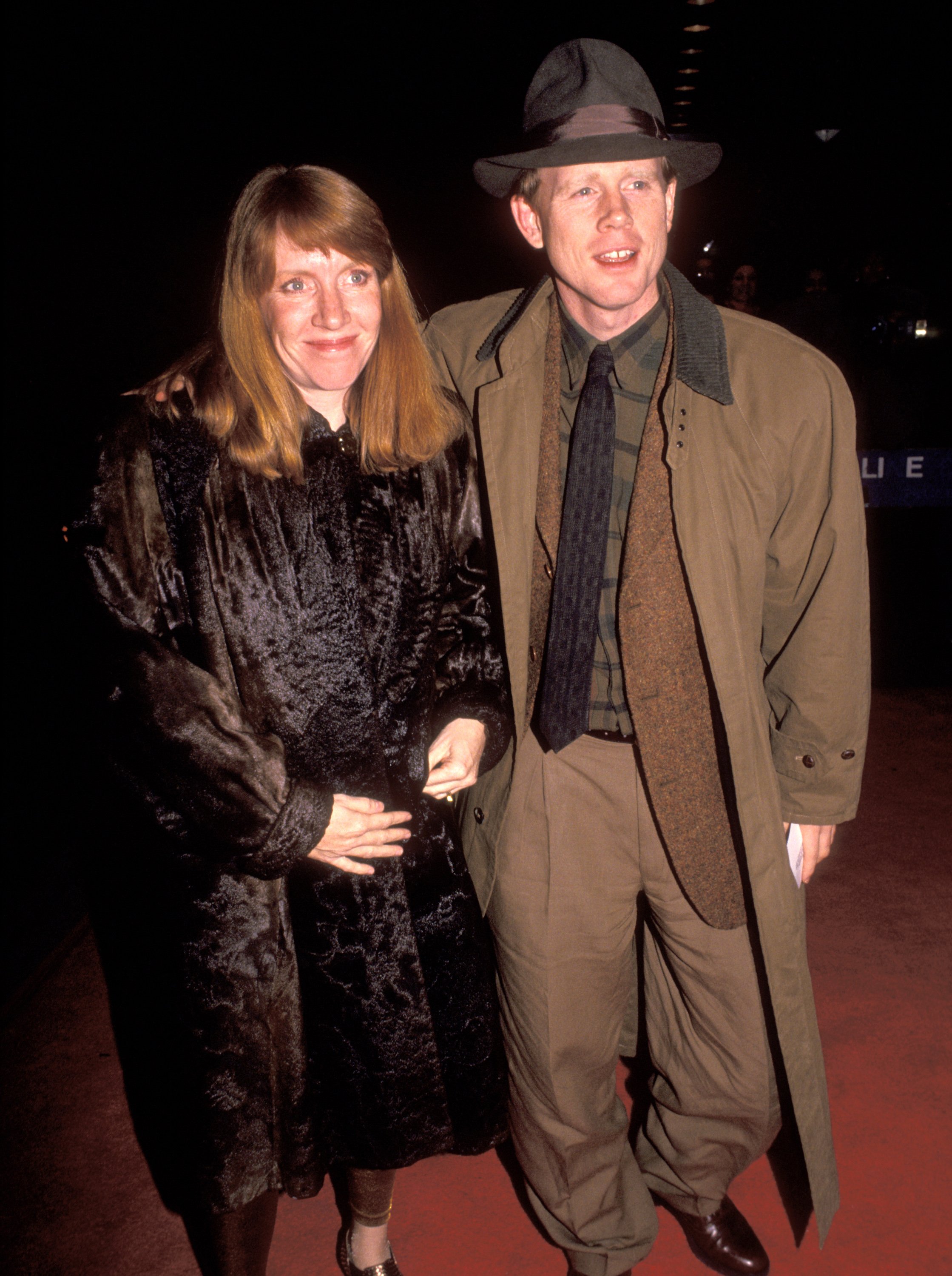 Ron Howard and Cheryl at the "JFK" New York screening on December 18, 1991 | Source: Getty Images