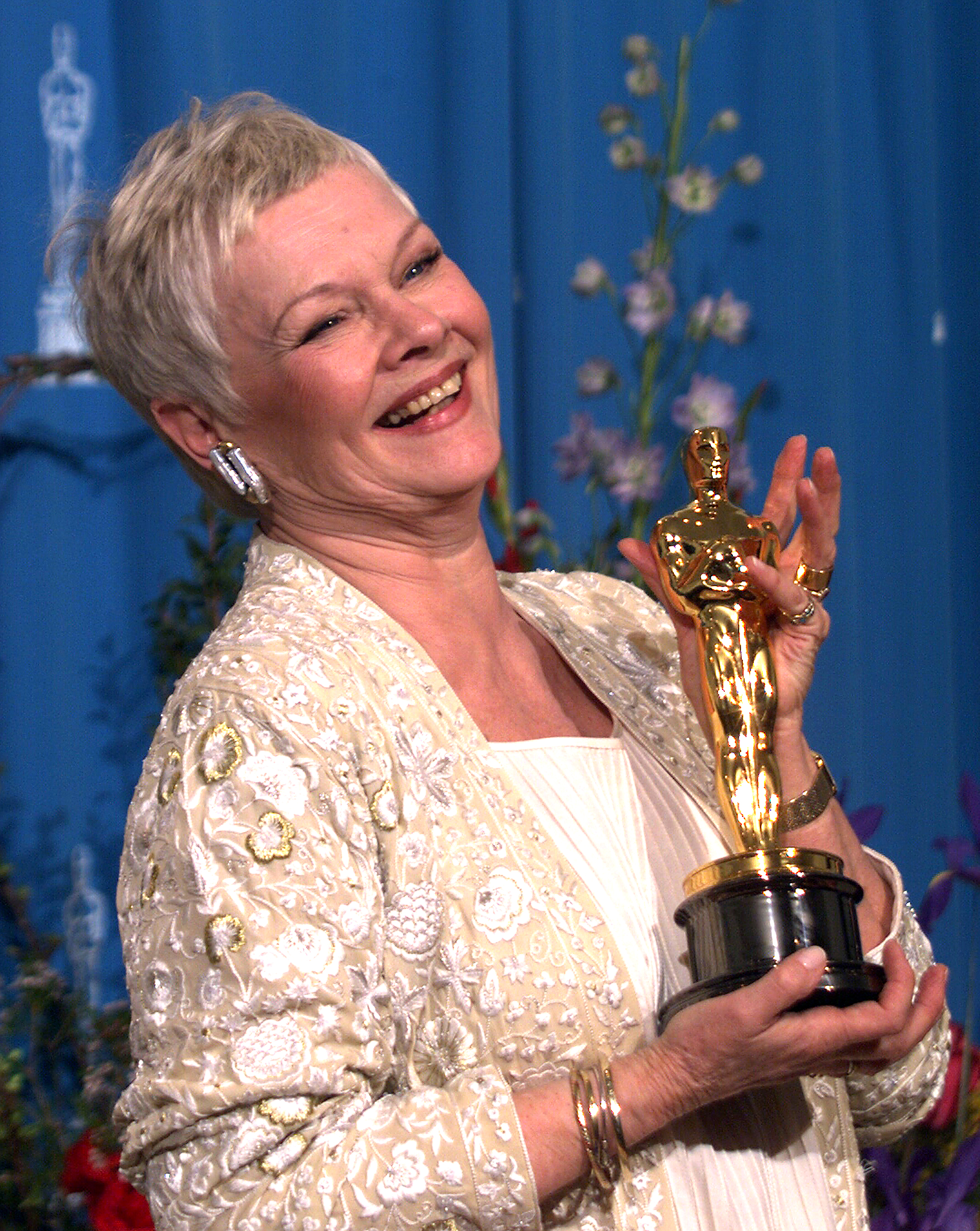 Judi Dench in 1999 | Source: Getty Images