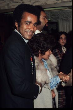 Greg Morris at the Essence Magazine party May 16, 1974 before his death in 1996 | Photo: Getty Images