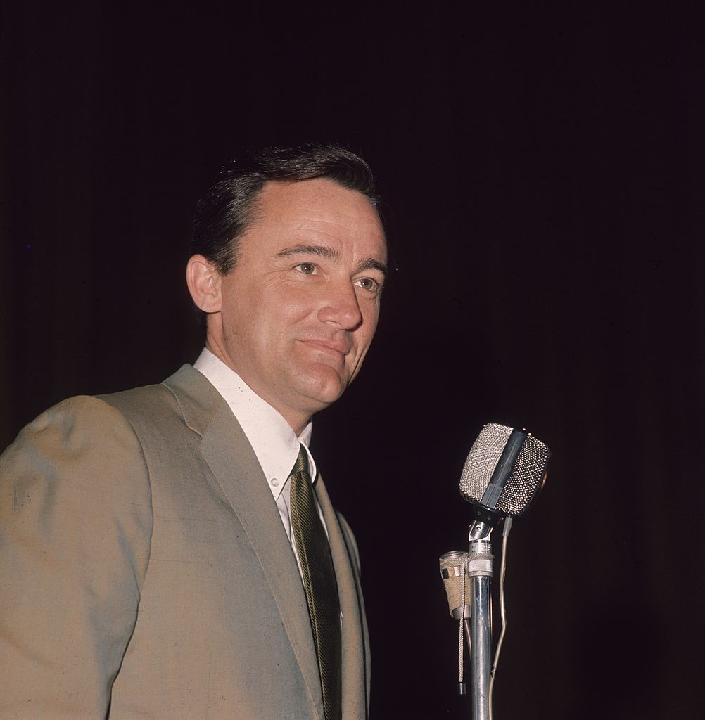  American actor Robert Vaughn circa 1979 | Photo: GettyImages