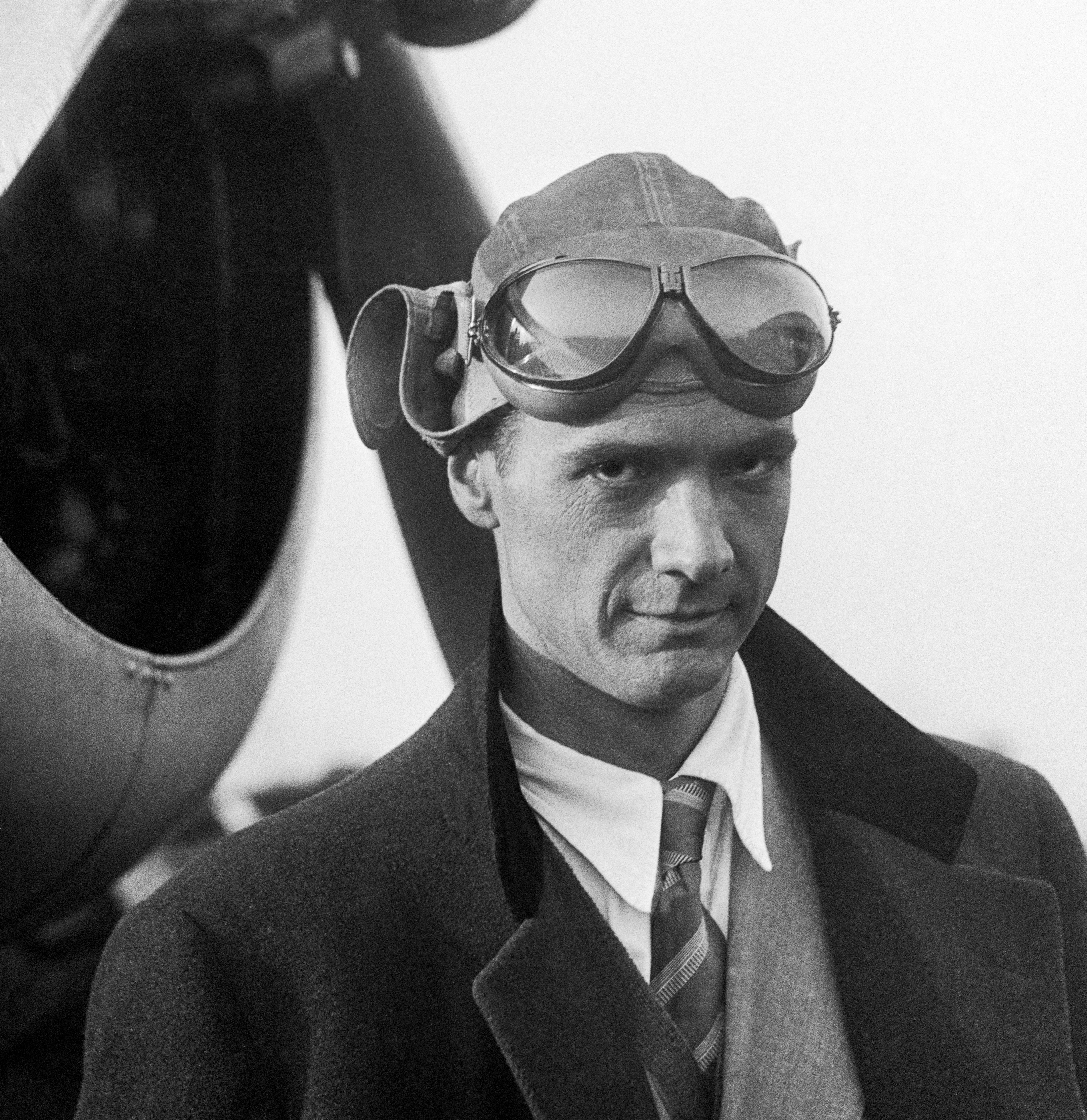 Eccentric millionaire pilot and engineer Howard Hughes | Source: Getty Images