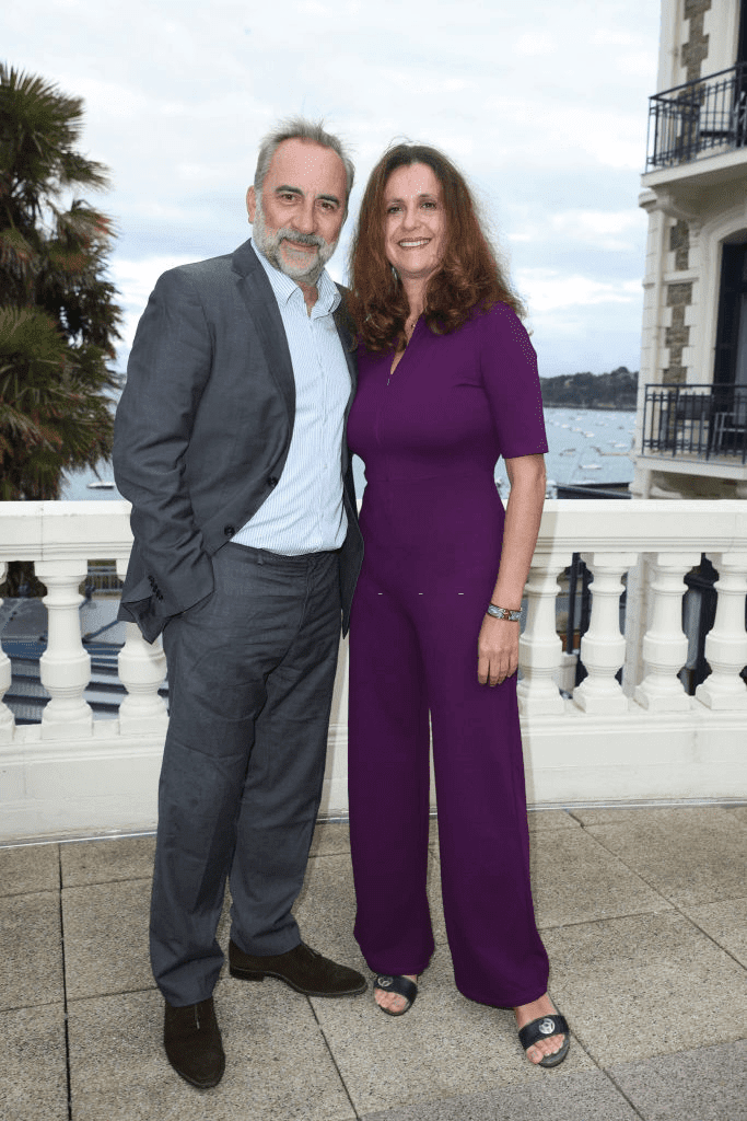 Antoine Duléry et son épouse Pascale Pouzadoux sont photographiés pour Paris Match le soir de l'ouverture du Grand Hôtel le 20 juin 2019 à Dinard, France. | Photo : Getty Images