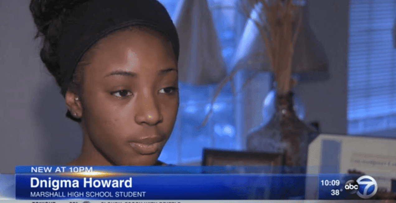 Dnigma Howard speaking about the incident in an interview. | Photo: YouTube/ABC 7 Chicago