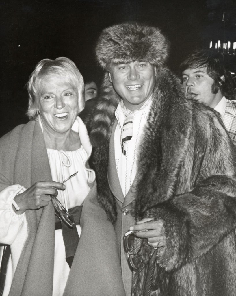 Larry Hagman and Maj Hagman during "An Eve of Comedy" at Coconut Grove in New York City, New York, United States, in 1977. | Source: Getty Images