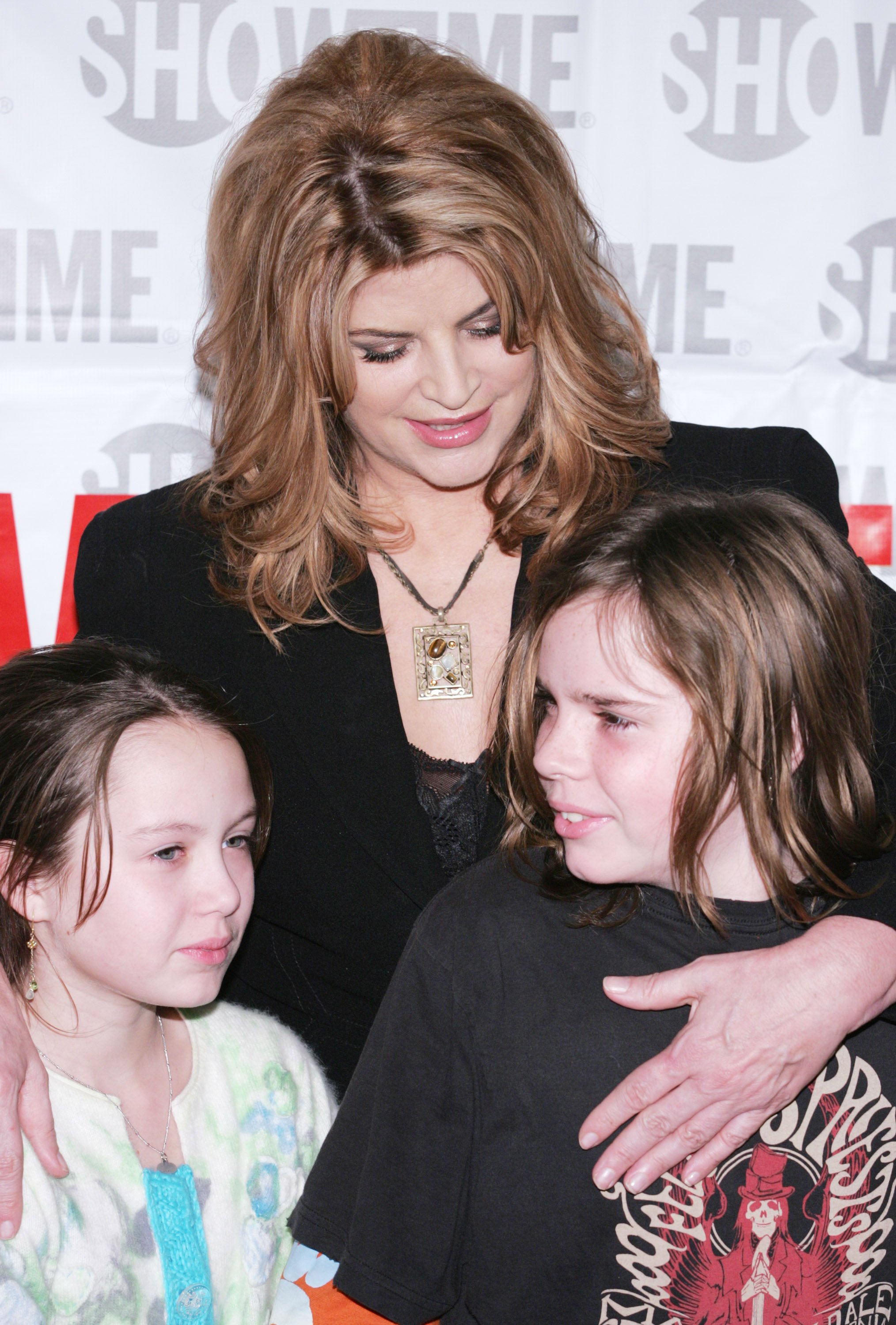 Kirstie Alley with her children Lilie Parker and William Parker at a Showtime TCA Press Tour Party on January 12, 2005 | Source: Getty Images