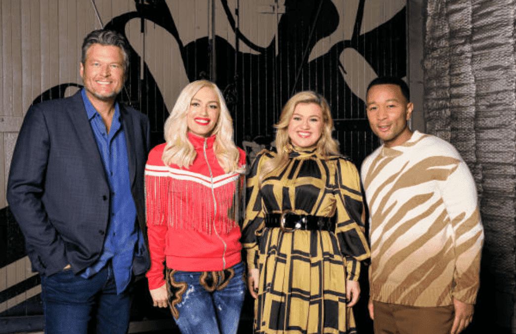 During the "The Voice" press junket, Blake Shelton, Gwen Stefani, Kelly Clarkson and John Legend pose together, on September 16, 2019 | Source: Chris Haston/NBCU Photo Bank/NBCUniversal via Getty Images