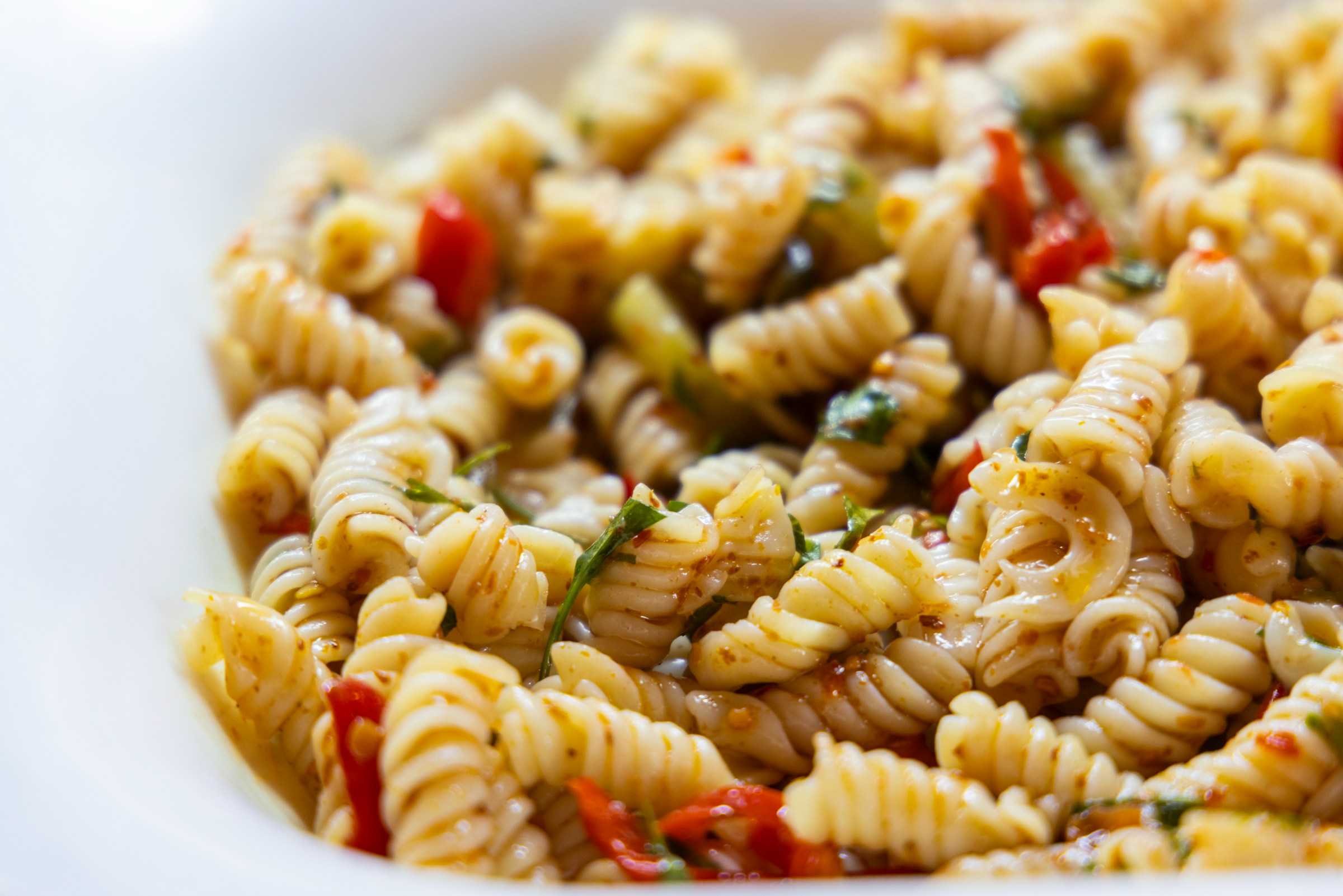 Pasta salad in a bowl | Source: Unsplash