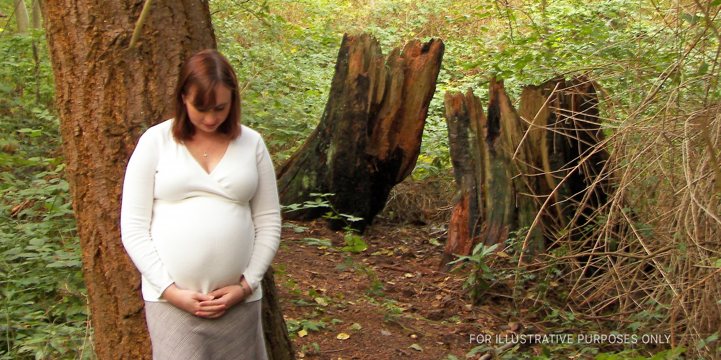 Pregnant woman in the woods. | Source: Flickr/Technomancy (CC BY-SA 2.0)