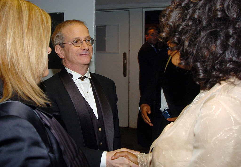 Ron Palillo and Oprah Winfrey attend "Moving Image Salutes John Travolta" at the Waldorf Astoria Hotel on Sunday, November 5, 2004. | Photo: Getty Images