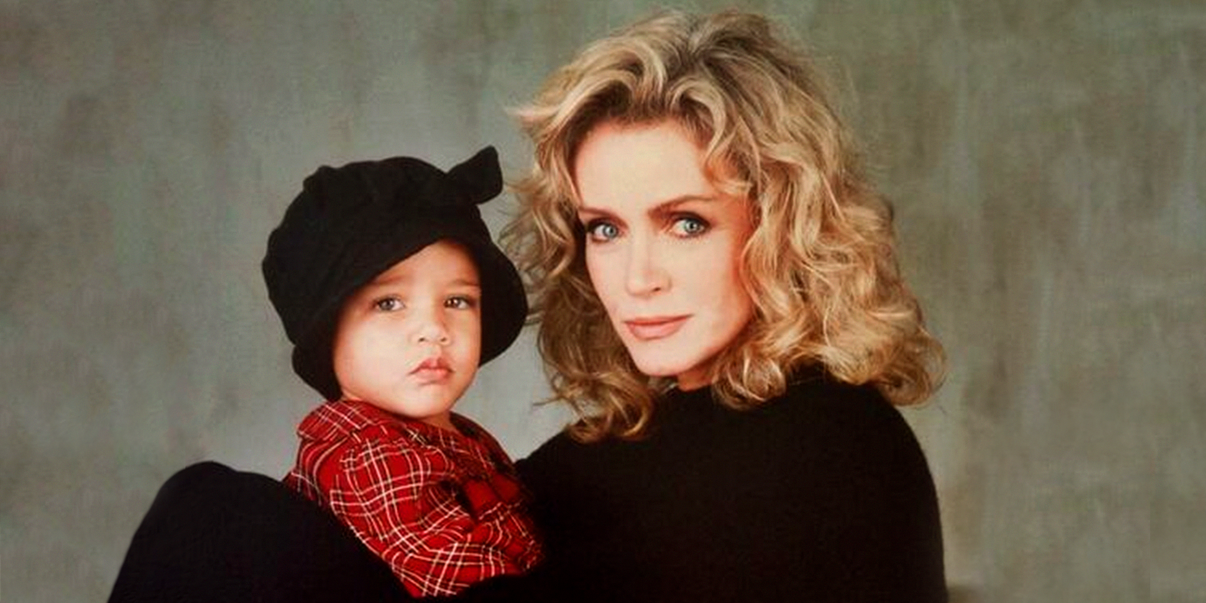 Chloe Mills and Donna Mills, 2014 | Source: Twitter.com/TheDonnaMills