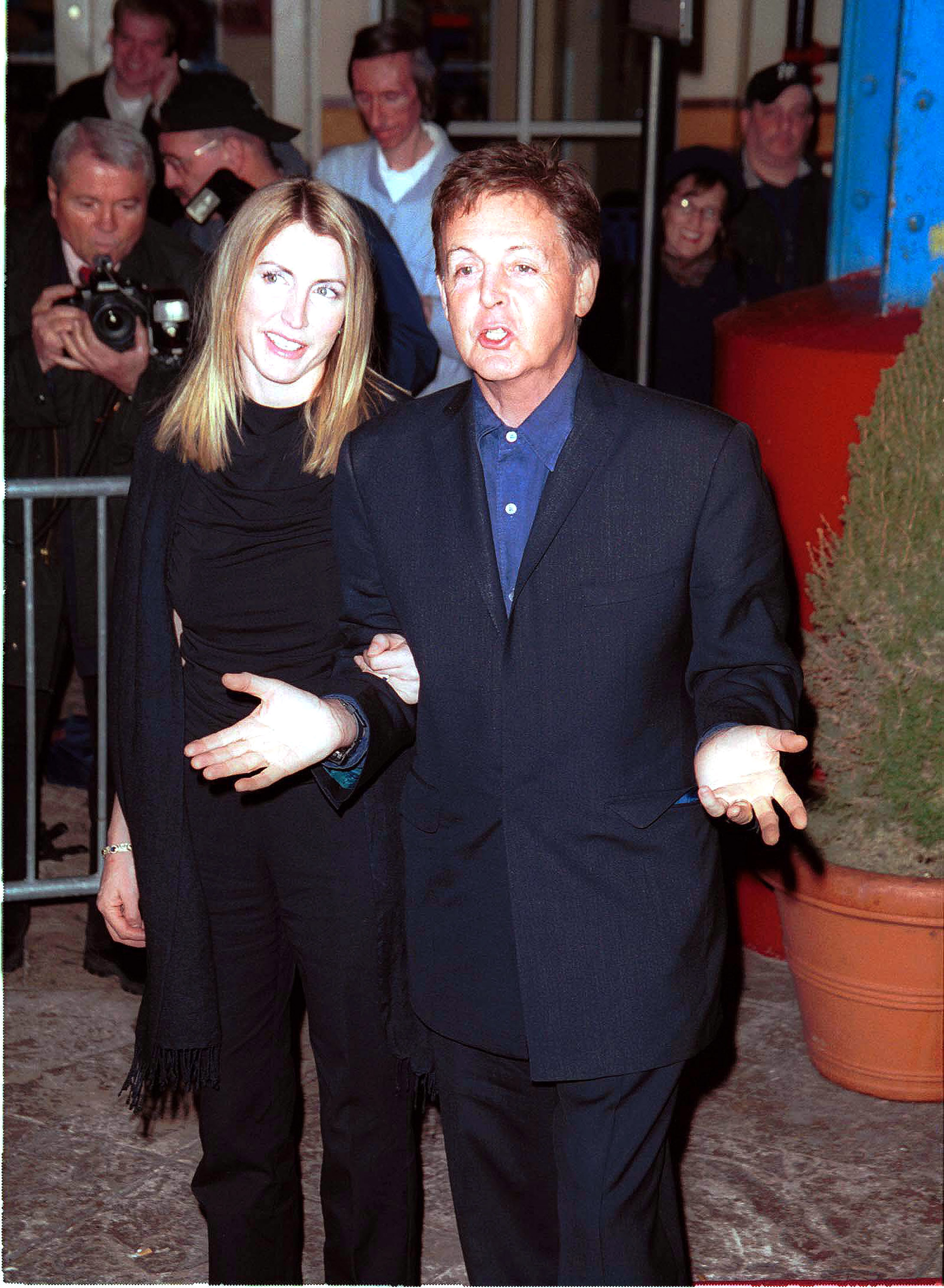 Paul McCartney and Heather Mills attend the 5th Annual Media Spotlight Awards on January 28, 2002 in New York City | Source: Getty Images