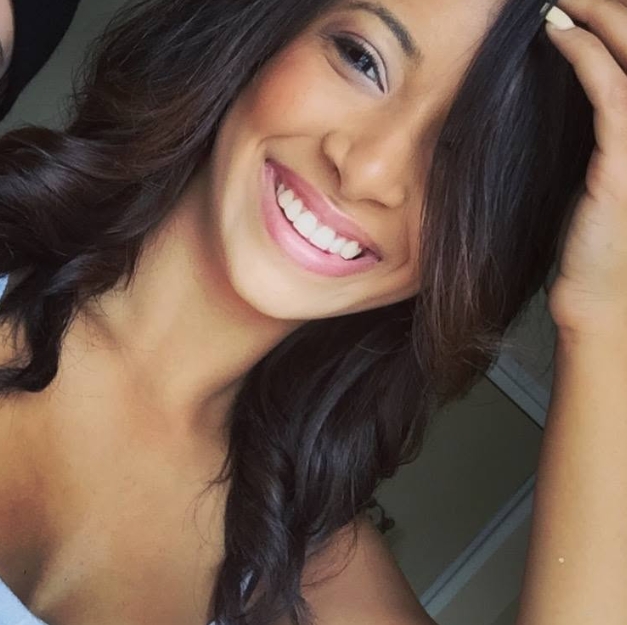 Aimee Aguilar smiled for a close-up selfie shared on September 24, 2015. | Source: Facebook/Aimee Elizabeth Aguilar