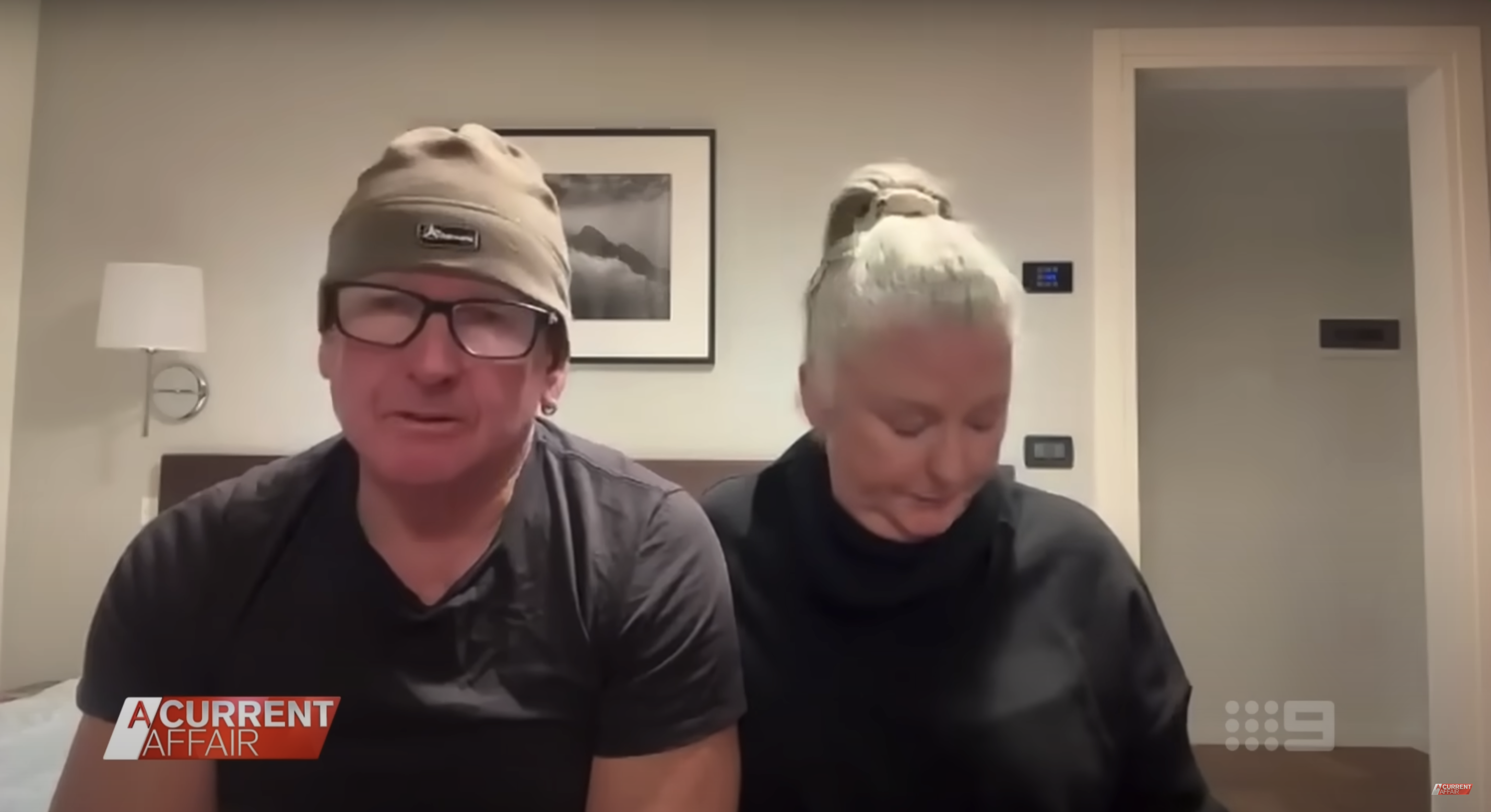 Mitchell Ring and his wife, Jennifer Colin, talk about their harrowing mid-flight experience, as seen in a video dated February 24, 2025 | Source: YouTube/ACurrentAffair9