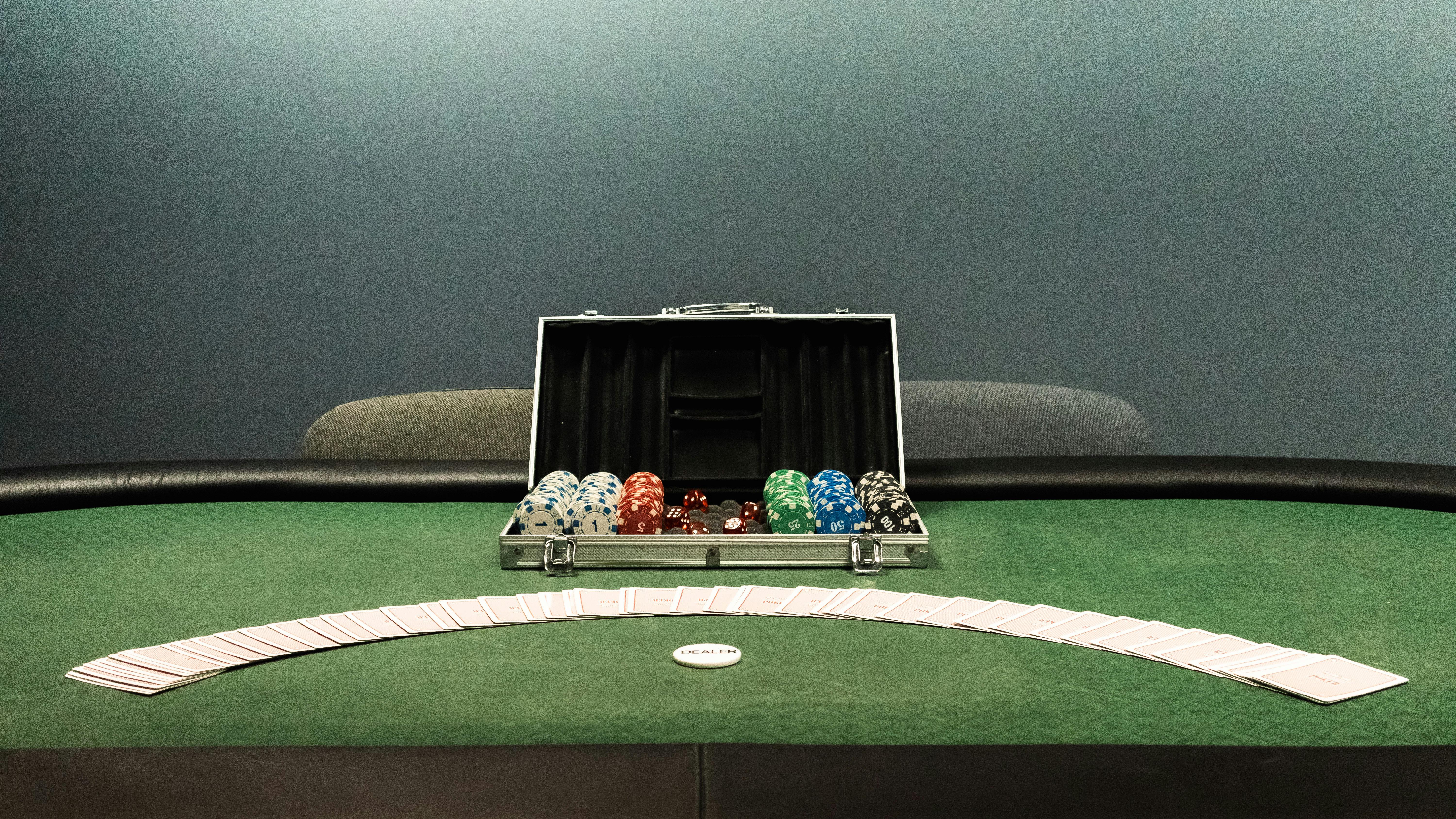 A poker table arrangement | Source: Pexels