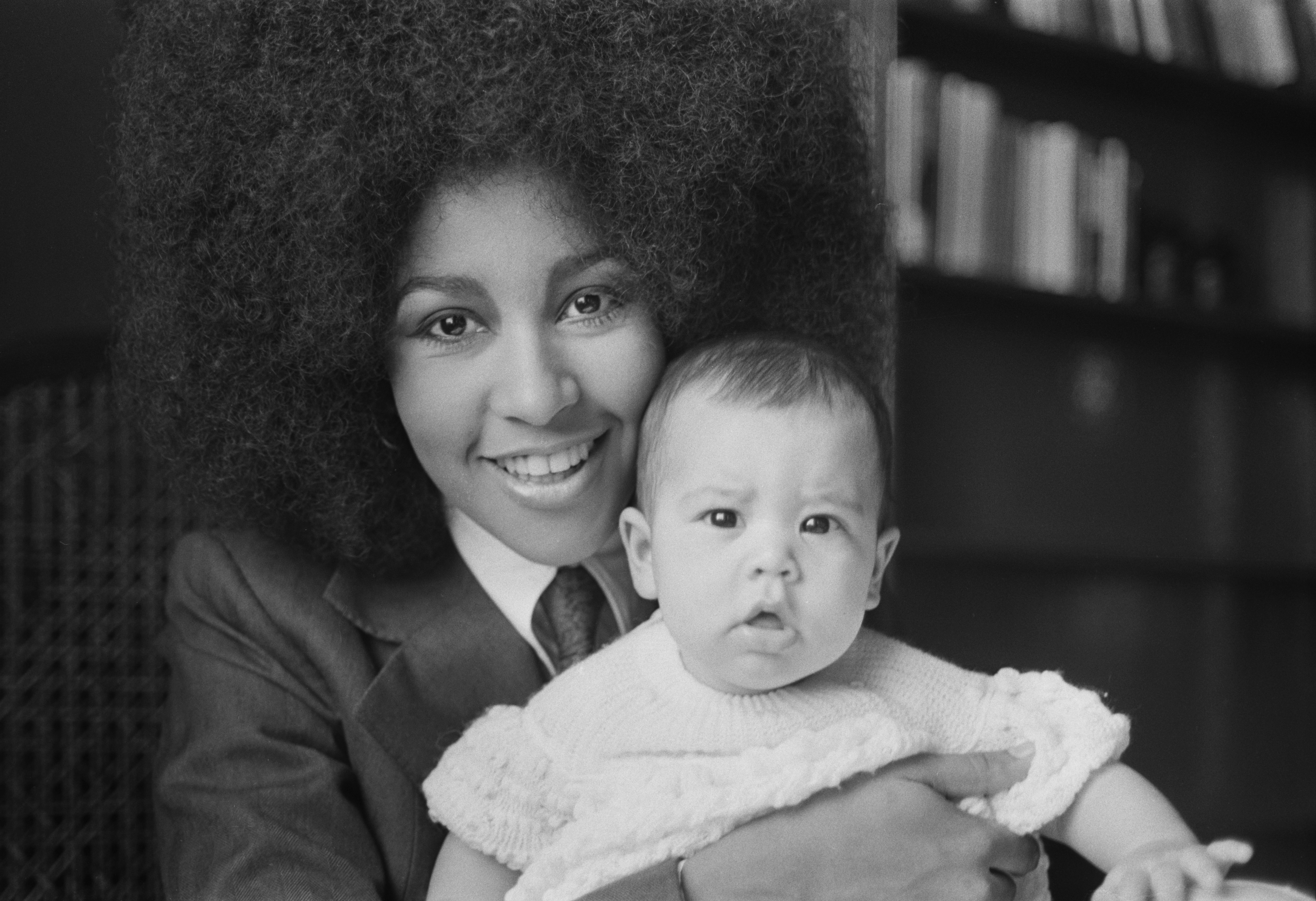 Karis and her mother, Marsha Hunt on March 23, 1971 | Source: Getty Images