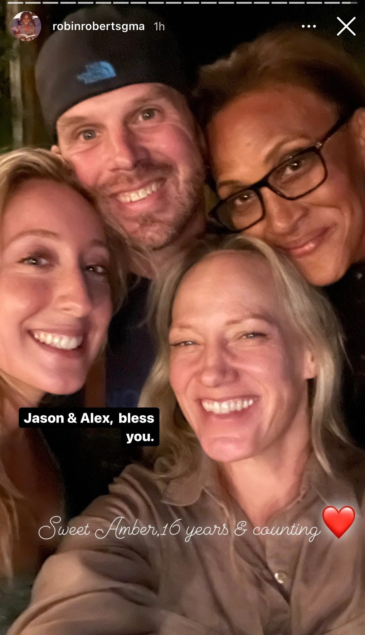 Robin Roberts and Amber Laign's photo with their two friends. | Photo: instagram.com/robinrobertsgma