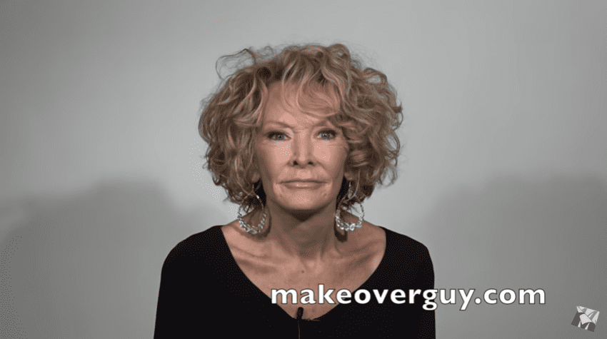 Phoebe après son relooking de Christopher Hopkins. | Source : YouTube/ MAKEOVERGUY Minneapolis Phoebe après son relooking de Christopher Hopkins. | Source : YouTube/ MAKEOVERGUY Minneapolis
