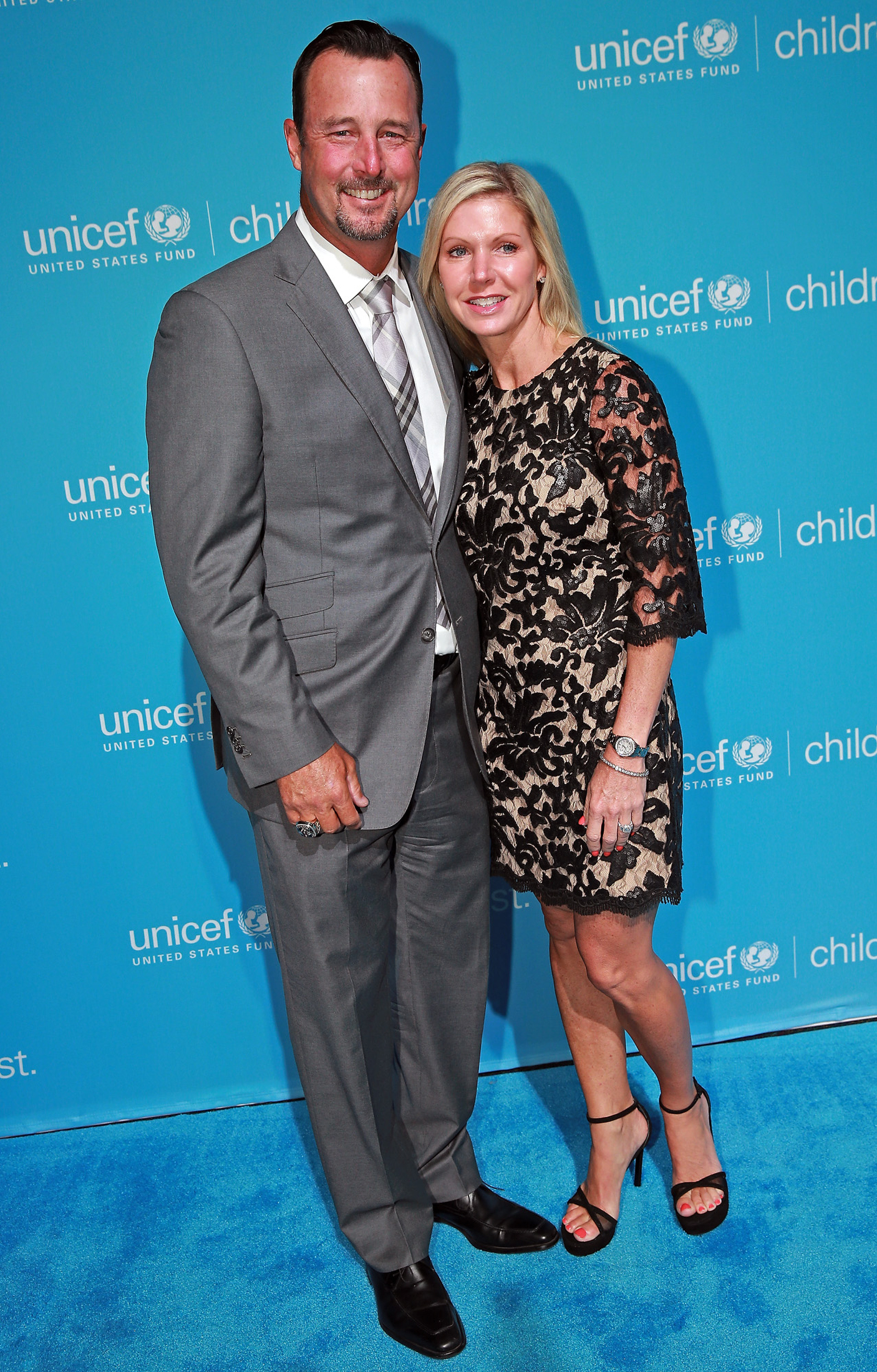 Tim Wakefield, Stacy Wakefield, and their kids, 2012 | Source: Getty Images
