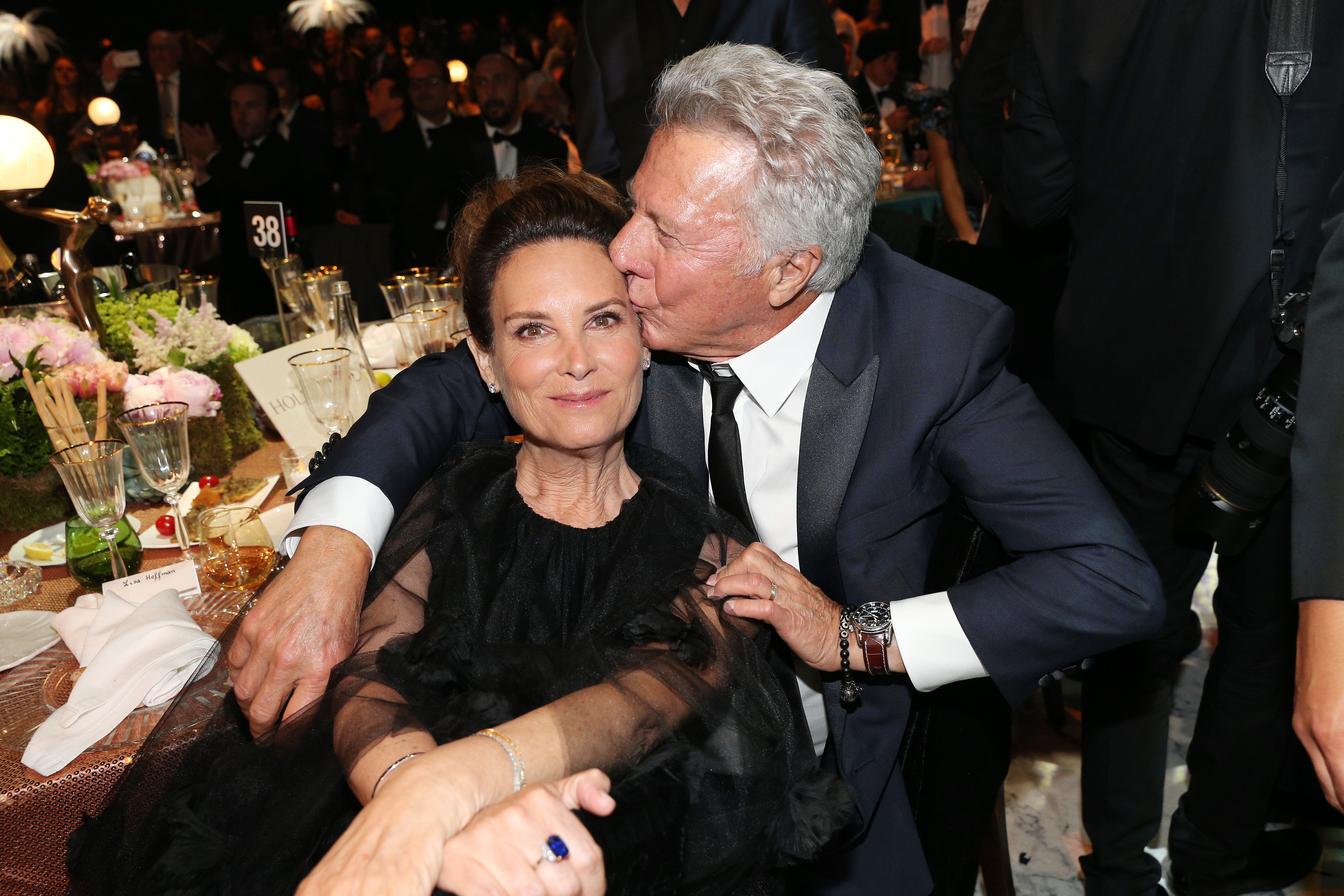  Lisa Hoffman and Dustin Hoffman attend the amfAR Gala Cannes 2017 at Hotel du Cap-Eden-Roc on May 25, 2017 in Cap d'Antibes, France. | Source: Getty Images 
