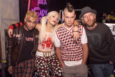 No Doubt, Tony Kanal, Gwen Stefani, Adrian Young and Tom Dumont, backstage at the Wadsworth Theater before a taping of ABC Family's "Front Row Center" in Los Angeles, Ca. Sunday, November 11, 2001. | Source: Getty Images.