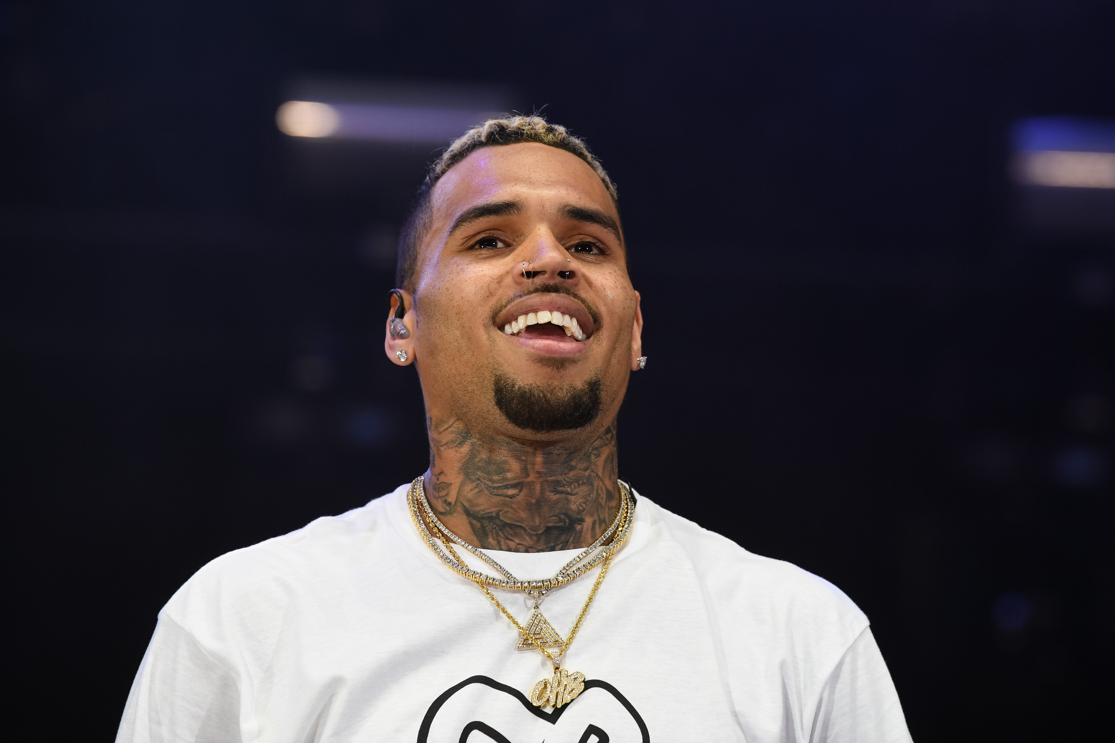Chris Brown pictured on stage at the HOT 97 Summer Jam 2017 on June 11, 2017 in East Rutherford, New Jersey. | Source: Getty Images