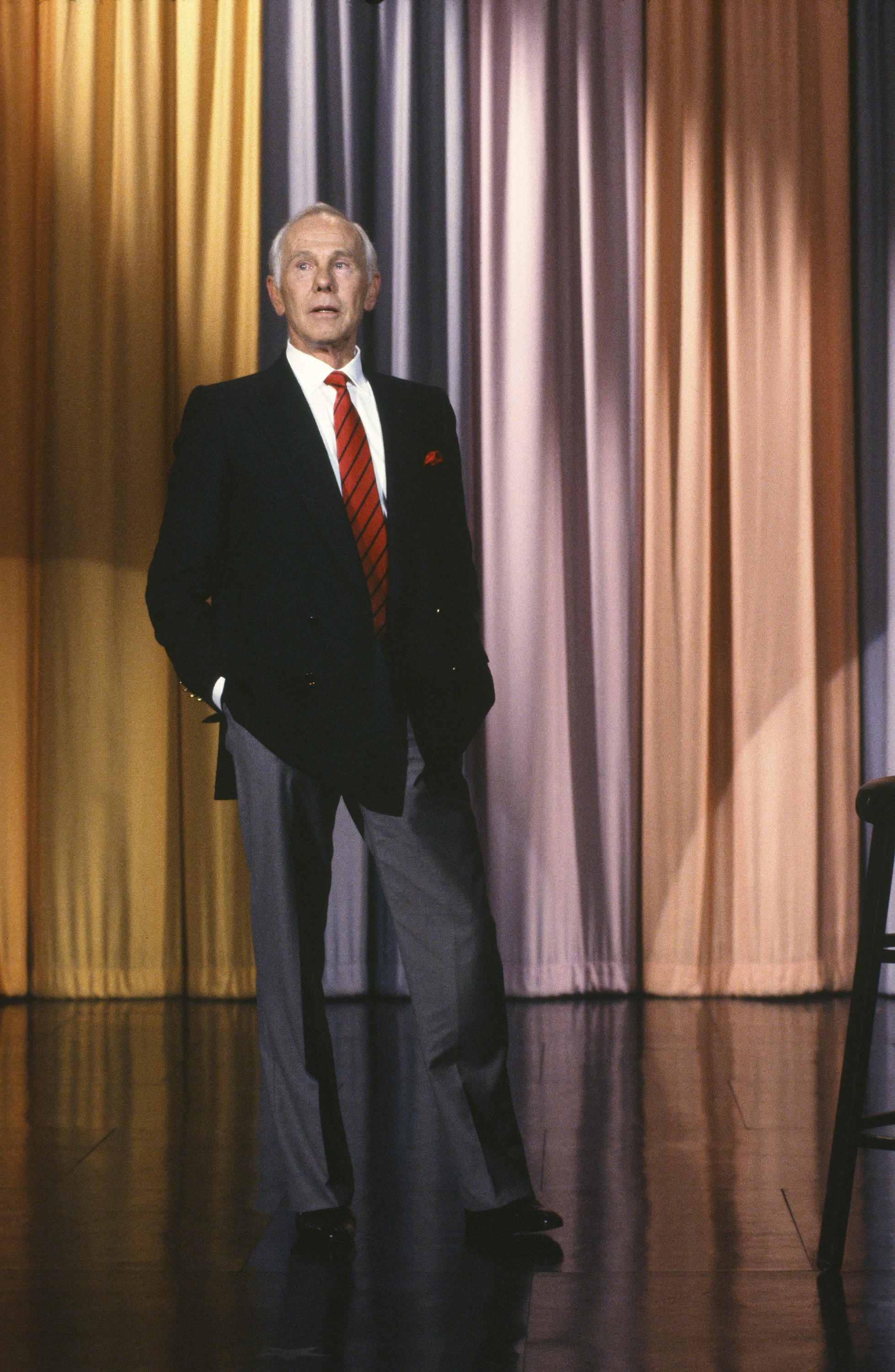 Johnny Carson photographed filming his final show on May 22, 1992. | Source: Getty Images
