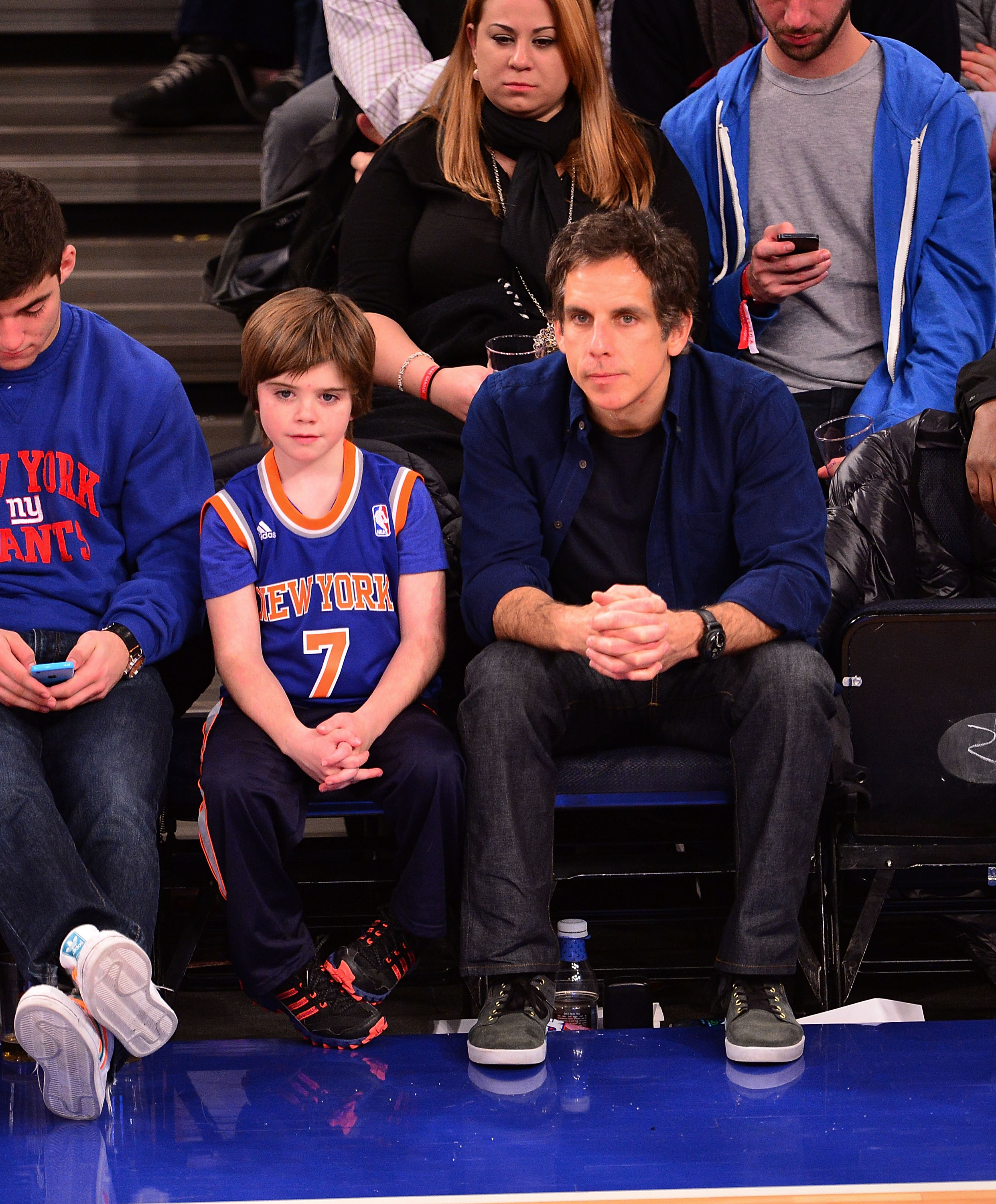 Quinlin and Ben Stiller at a New Orleans Pelicans Vs New York Knicks game in New York City on December 1, 2013. | Source: Getty Images