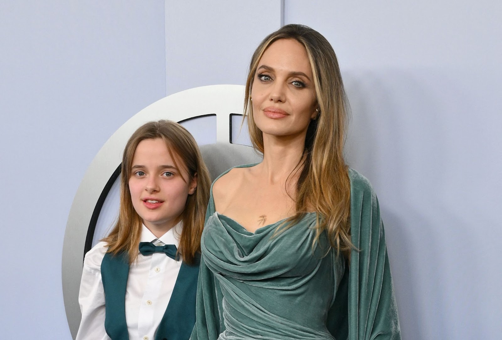 Vivienne Jolie-Pitt and Angelina Jolie at the 77th Annual Tony Awards. | Source: Getty Images