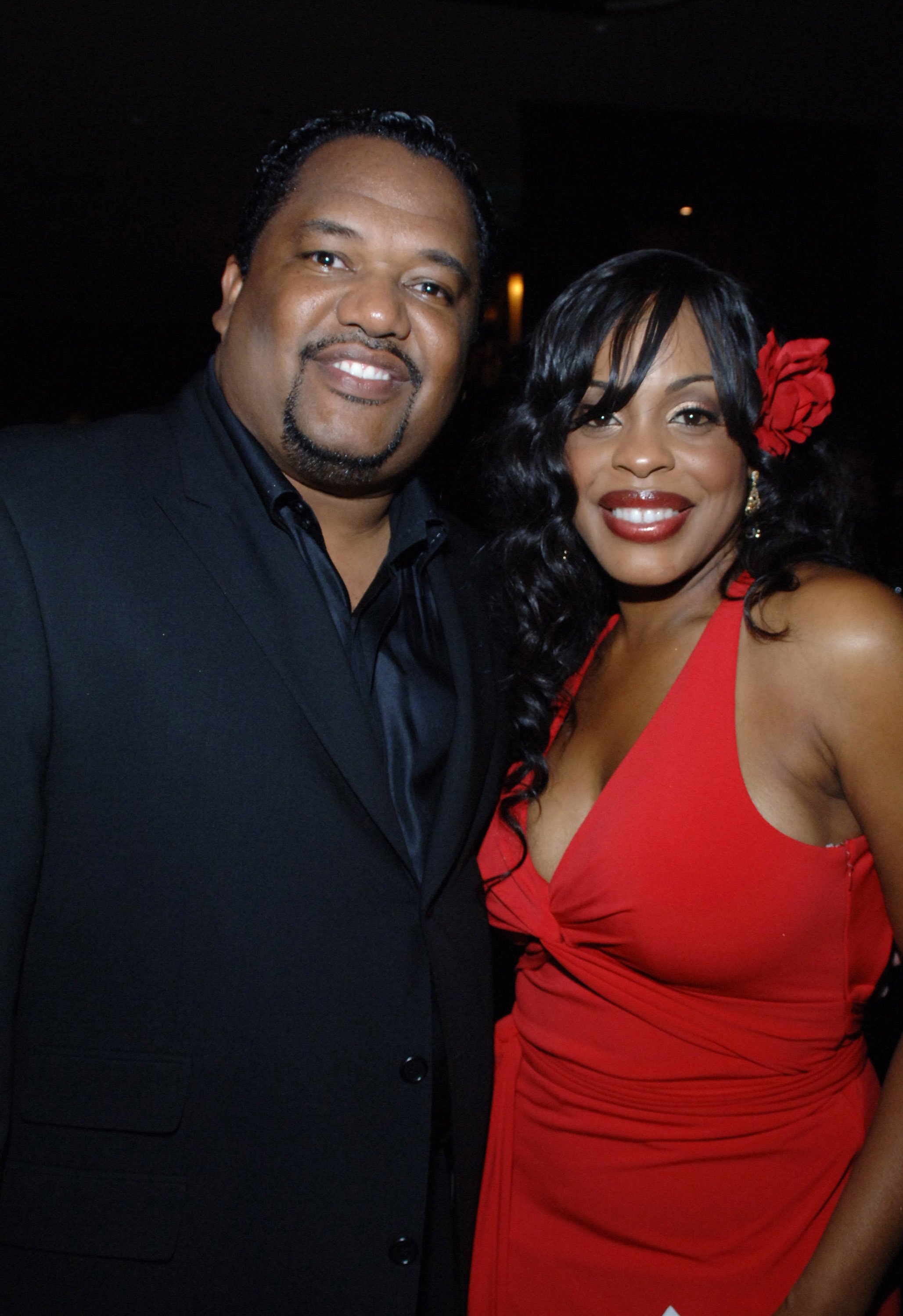 Don Nash and Niecy Nash pose during the Niecy Nash Birthday Celebration at White Lotus on March 1, 2006, in Los Angeles, California | Source: Getty Images