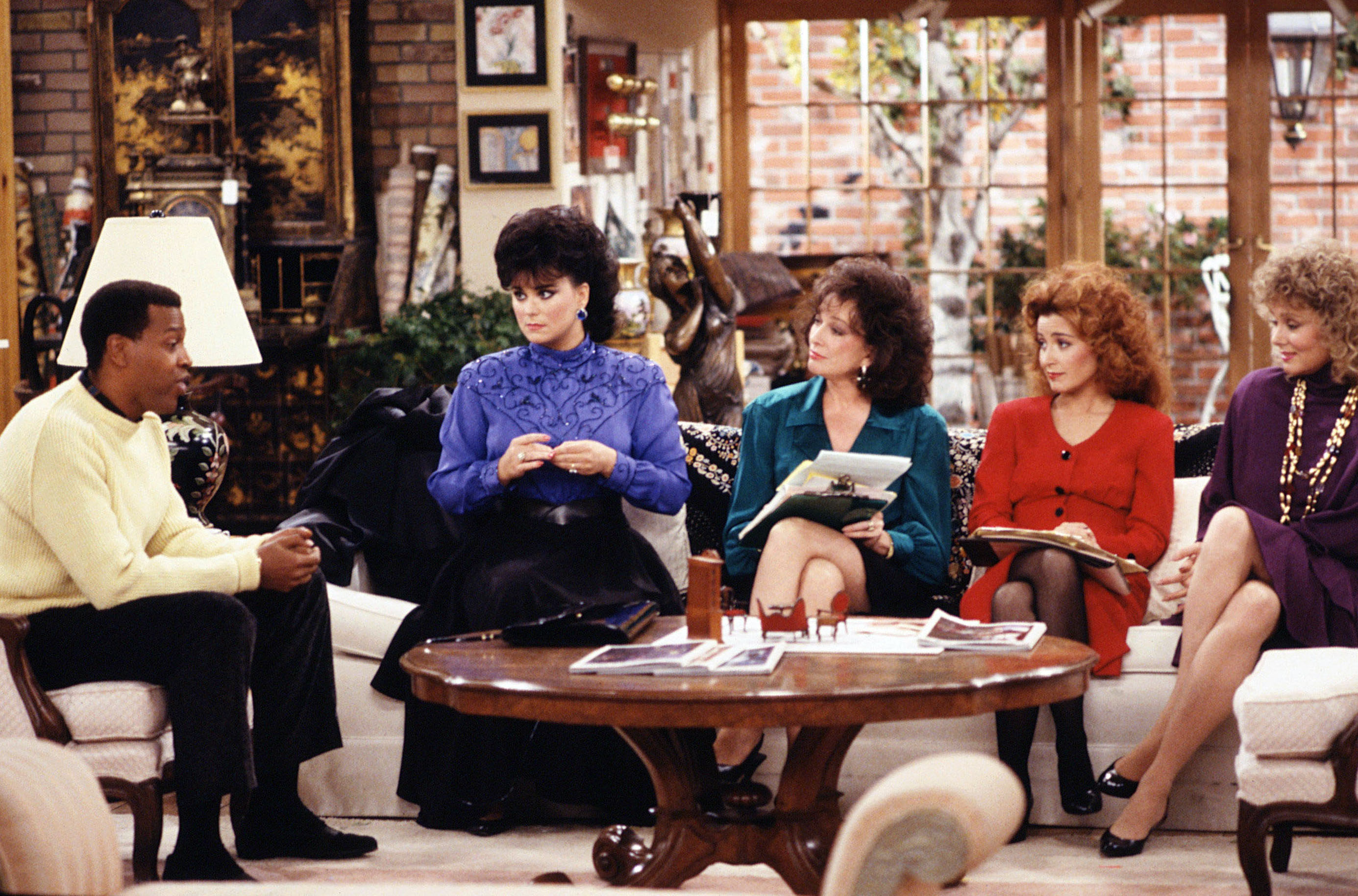 Meshach Taylor, Delta Burke, Dixie Carter, Annie Potts, and Jean Smart on "Designing Women" in 1987 | Source: Getty Images