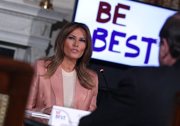 First Lady Melania Trump hosting an Interagency meeting in conjunction with her Be Best campaign | Photo: Getty Images