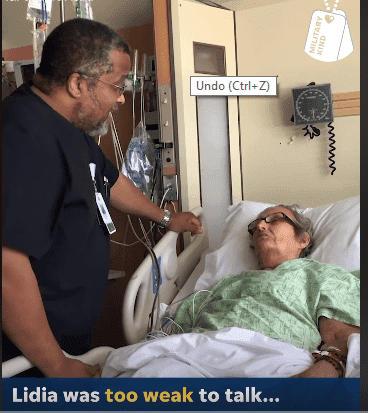 Air Force Veteran Nurse courageously sings "Be a Lion" to a woman sick with terminal cancer. | Photo: Facebook/ Militarykind Stories