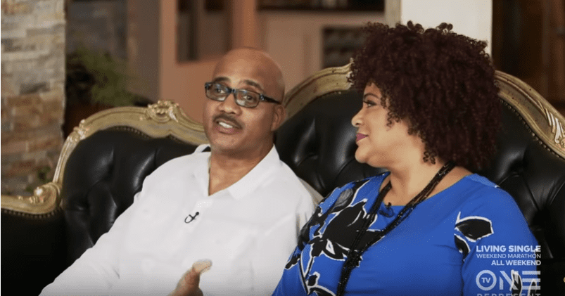 Years later, Henton and one of his co-star came back to share how the iconic series "Living Single" had impacted their lives | Photo: YouTube/TV One Years later, Henton and one of his co-star came back to share how the iconic series "Living Single" had impacted their lives | Photo: YouTube/TV One