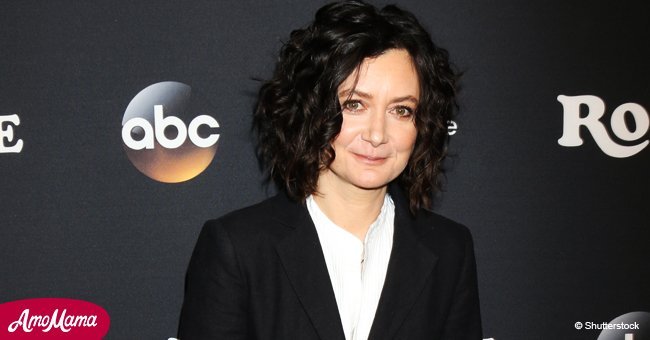 Sara Gilbert speaks out after her 'Roseanne' daughter enters treatment