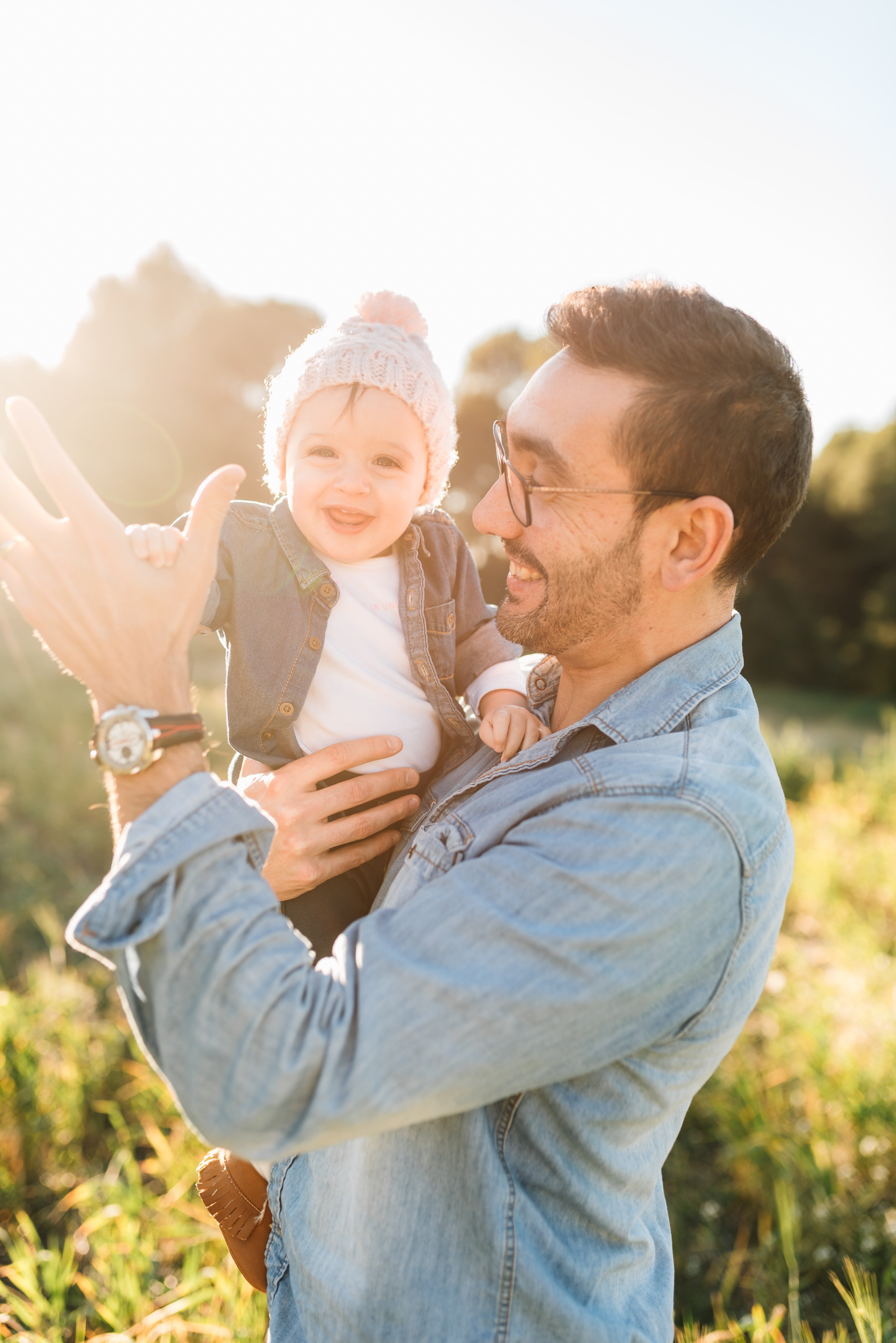 Ben couldn't stop smiling at Aiden's innocence | Photo: Unsplash