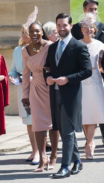 Serena Williams et Alexis Ohanian assistent au mariage du prince Harry avec Meghan Markle à la chapelle St George du château de Windsor le 19 mai 2018. | Photo : Getty Images Serena Williams et Alexis Ohanian assistent au mariage du prince Harry avec Meghan Markle à la chapelle St George du château de Windsor le 19 mai 2018. | Photo : Getty Images