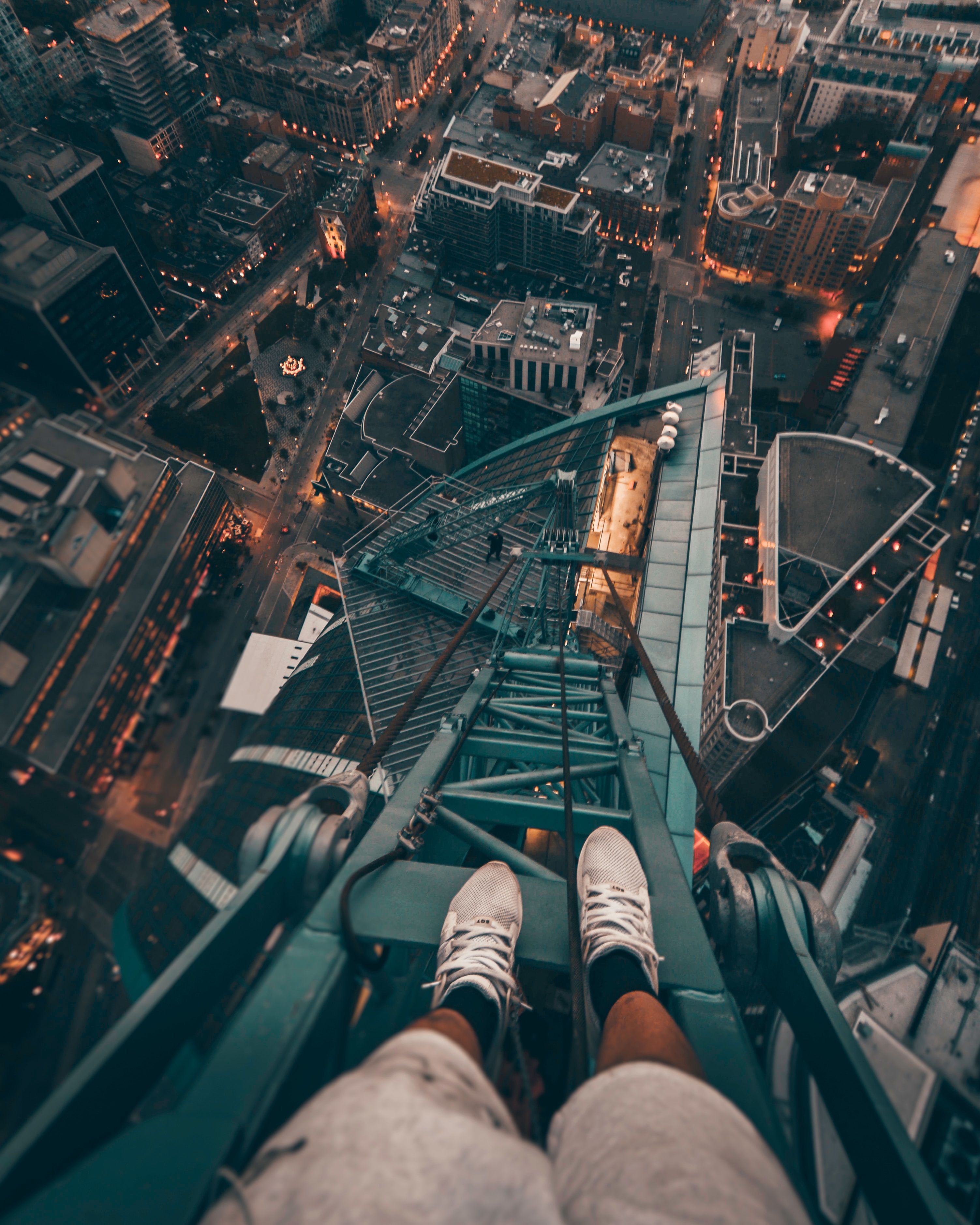 An individual who is about to bungee jump. │Source: Unsplash