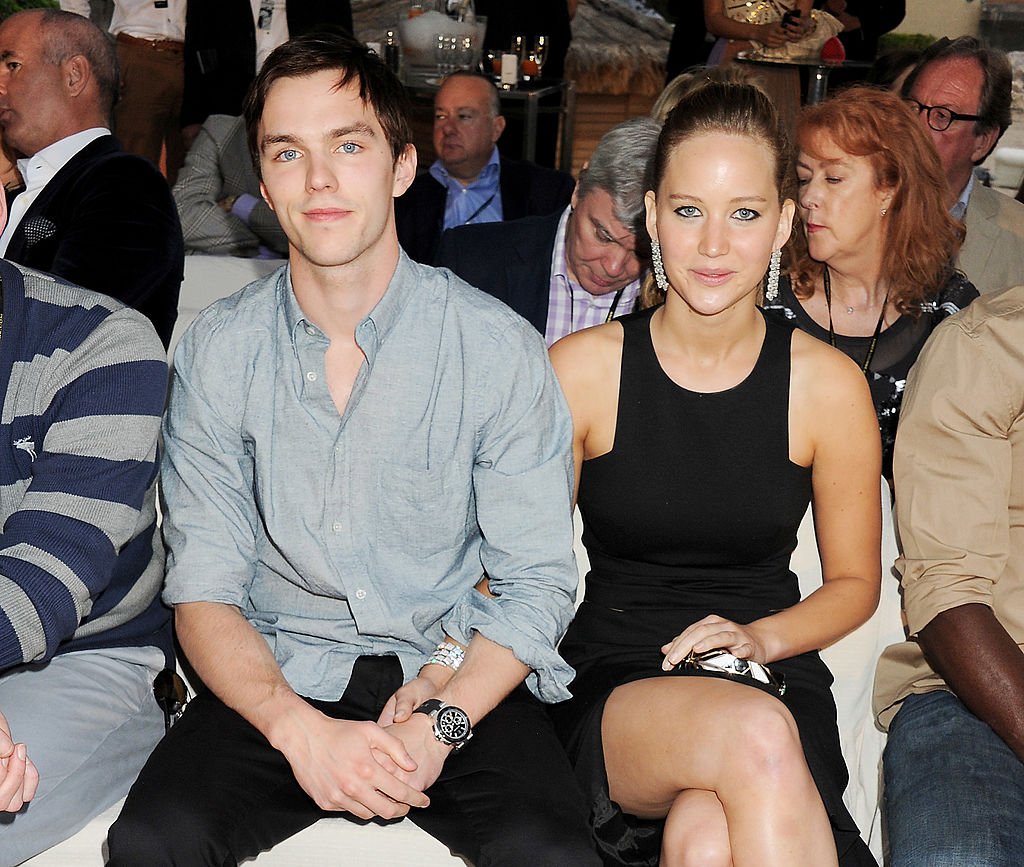 Nicholas Hoult und Jennifer Lawrence besuchen einen Cocktailempfang während der Amber Lounge Fashion Monaco 2012 im Le Meridien Beach Plaza Hotel am 25. Mai 2012 in Monaco. (Foto von Dave M. Benett) I Quelle: Getty Images