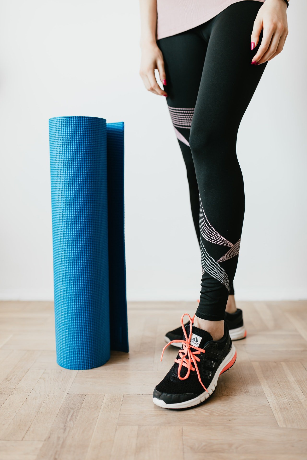 Mujer con Leggings.| Foto: Pexels