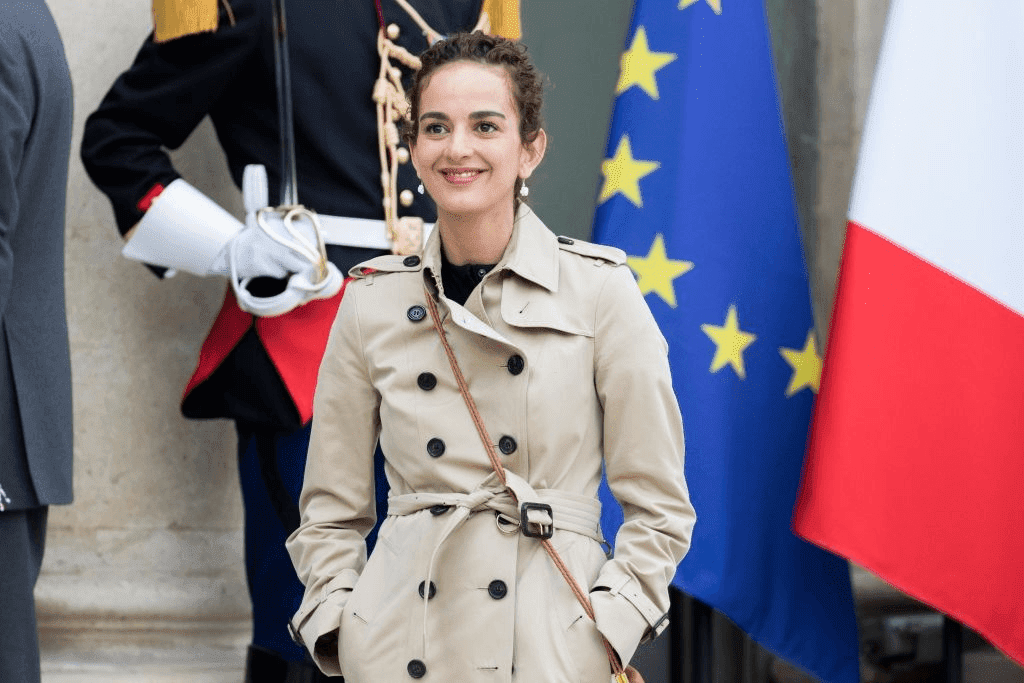 PARIS, FRANCE - 02 MAI : L'écrivaine française Leïla Slimani assiste à un déjeuner entre le Président français François Hollande et le Roi Mohammed VI du Maroc, ce dernier étant venu discuter des questions liées à la lutte contre le jihad et le réchauffement climatique à l'Elysée le 2 mai 2017 à Paris, France. | Photo : Getty Images