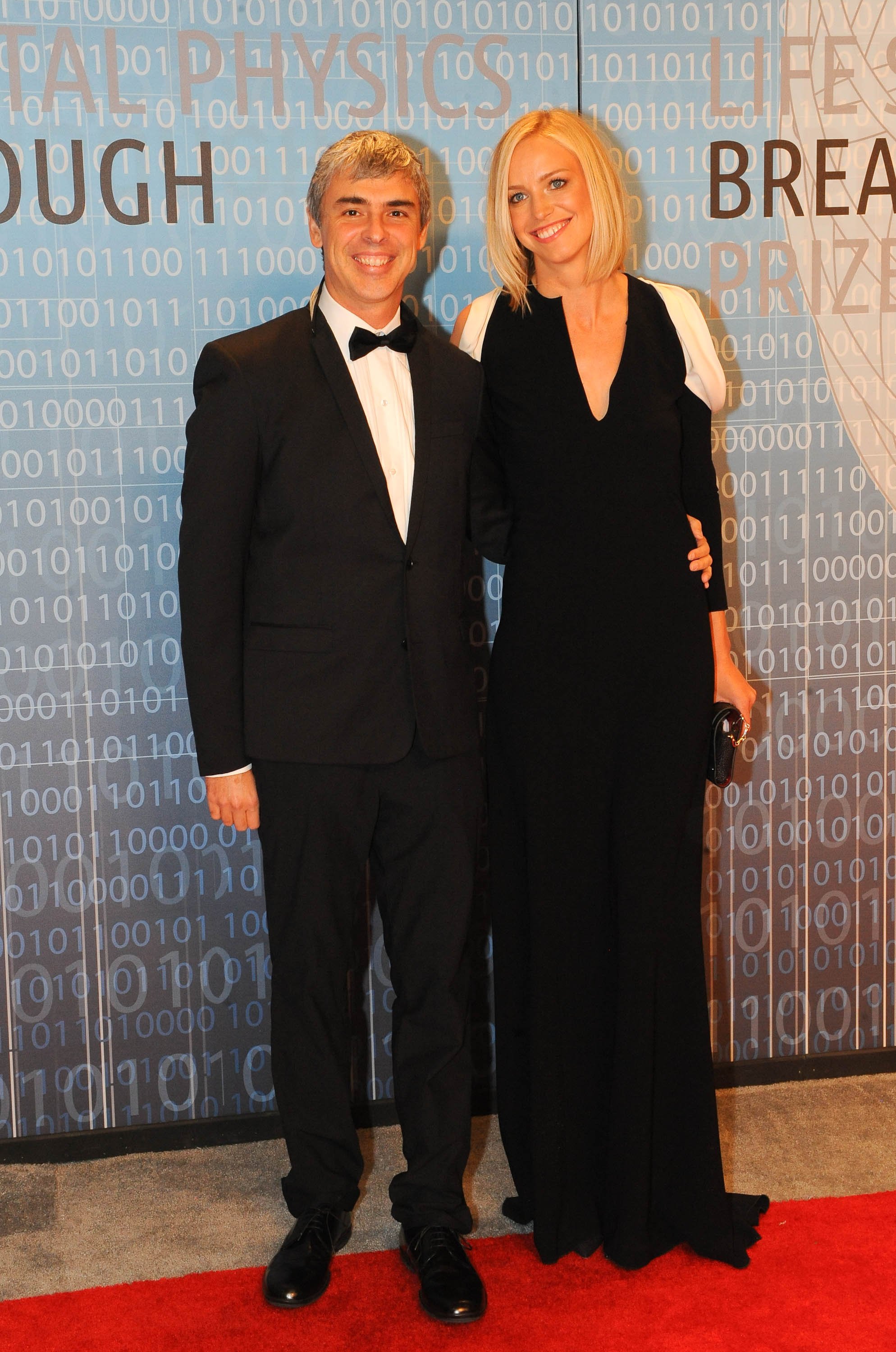Larry Page and Lucinda Southworth at the Breakthrough Prize Inaugural Ceremony on December 12, 2013, in California | Source: Getty Images