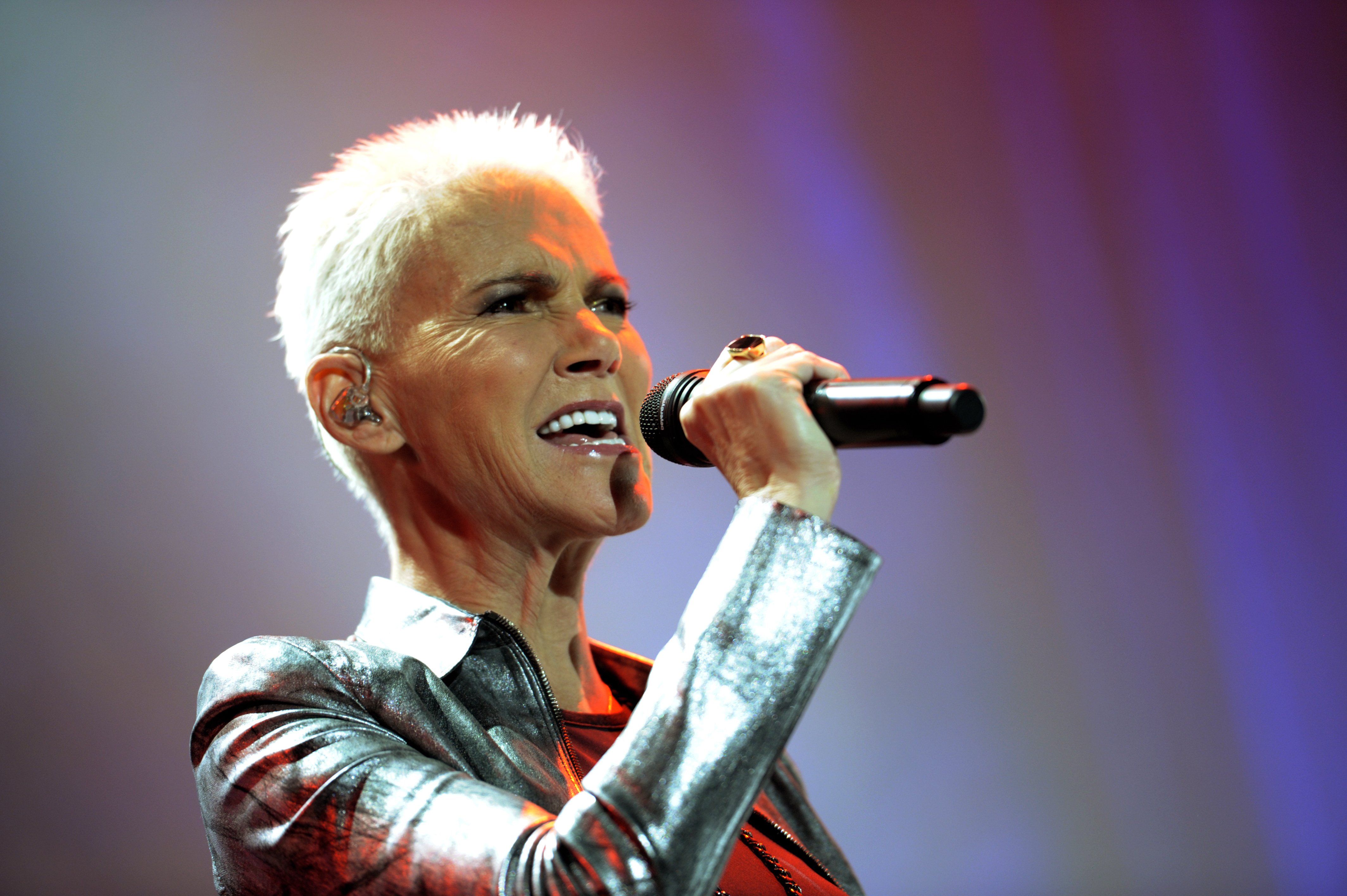  Marie Fredriksson of Roxette performs on stage at the Koenig-Pilsener-Arena on October 19, 2011 | Photo: GettyImages