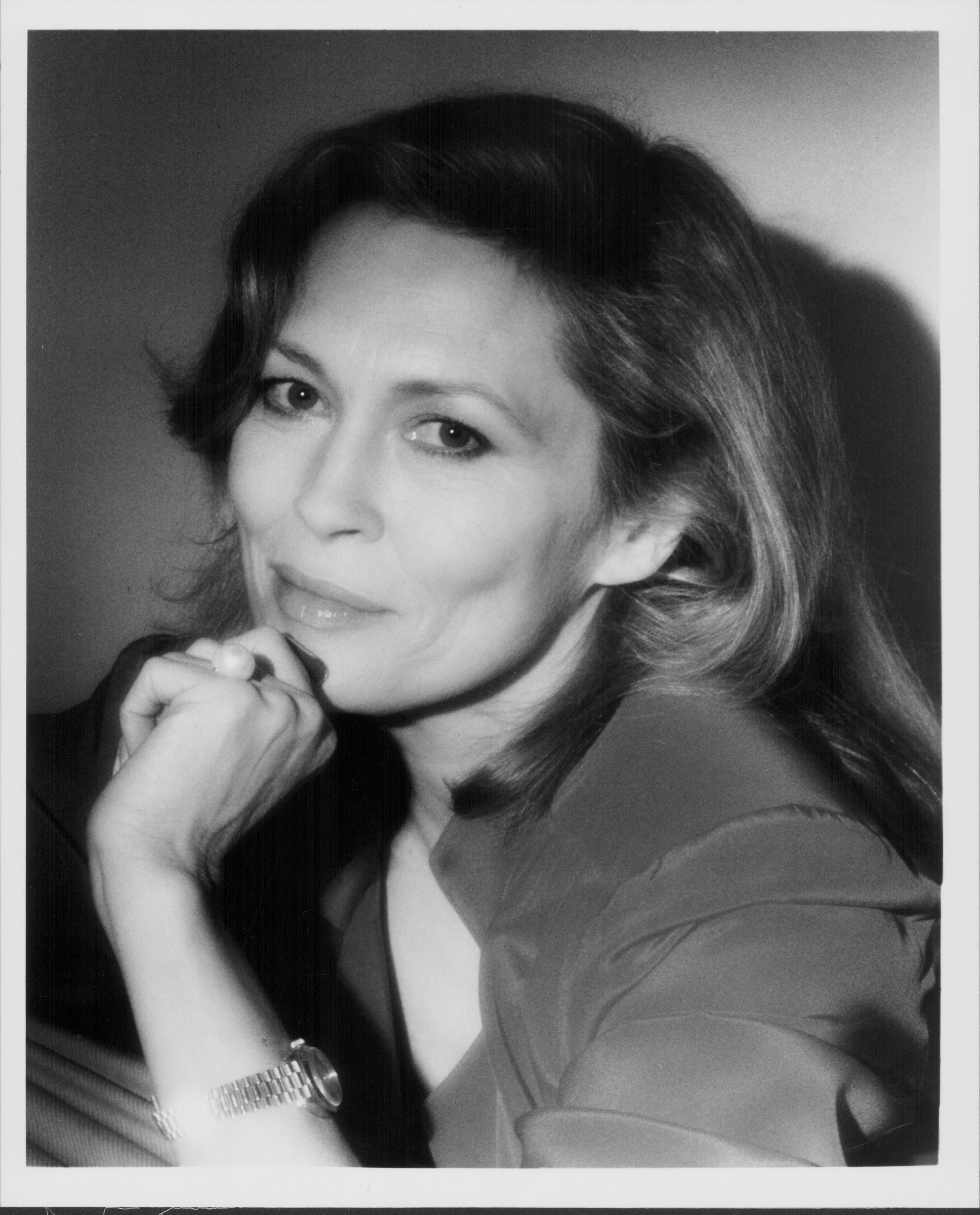 Promotional headshot of actress Faye Dunaway as she appears in the movie "Supergirl" in 1984. | Source: Getty Images