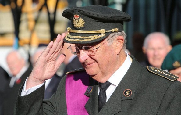 King Albert II of Belgium attends a tribute to the unknown soldier on November 11, 2012, in Brussels, Belgium. | Source: Getty Images.