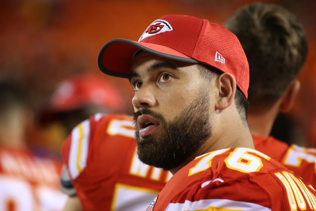 Kansas City Chiefs player Laurent Duvernay-Tardif during the second half of an NFL preseason game between the Tennessee Titans and the Kansas City Chiefs at Arrowhead Stadium in Kansas City, MO. | Photo: Scott Winters/Icon Sportswire via Getty Images