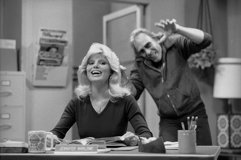 The glamorous actress on the set of "WKRP in Cincinnati" in 1978. | Source: Getty Images