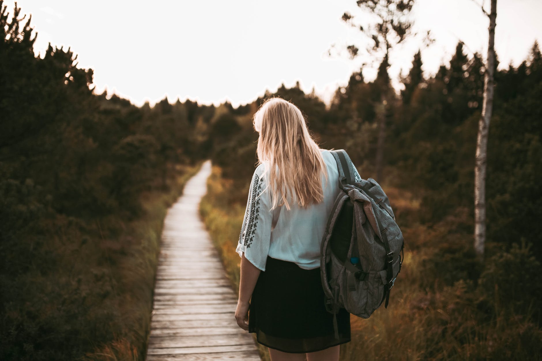 Felicia walked quickly towards her friend's house. | Source: Pexels