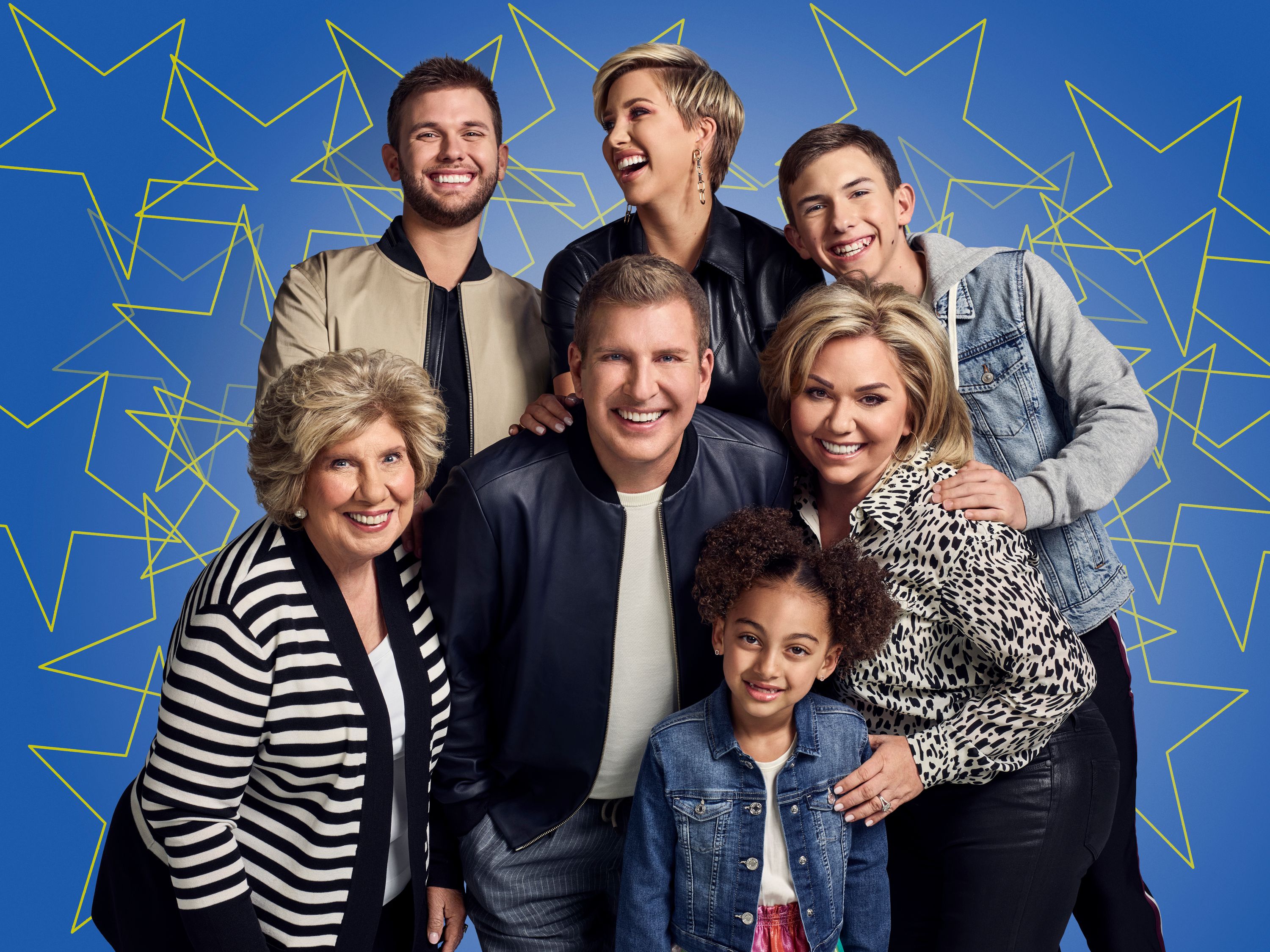 Faye, Chase, Todd, Savannah, Chloe, Julie, and Grayson Chrisley in a season 8 "Chrisley Knows Best" promo image | Photo: Getty Images