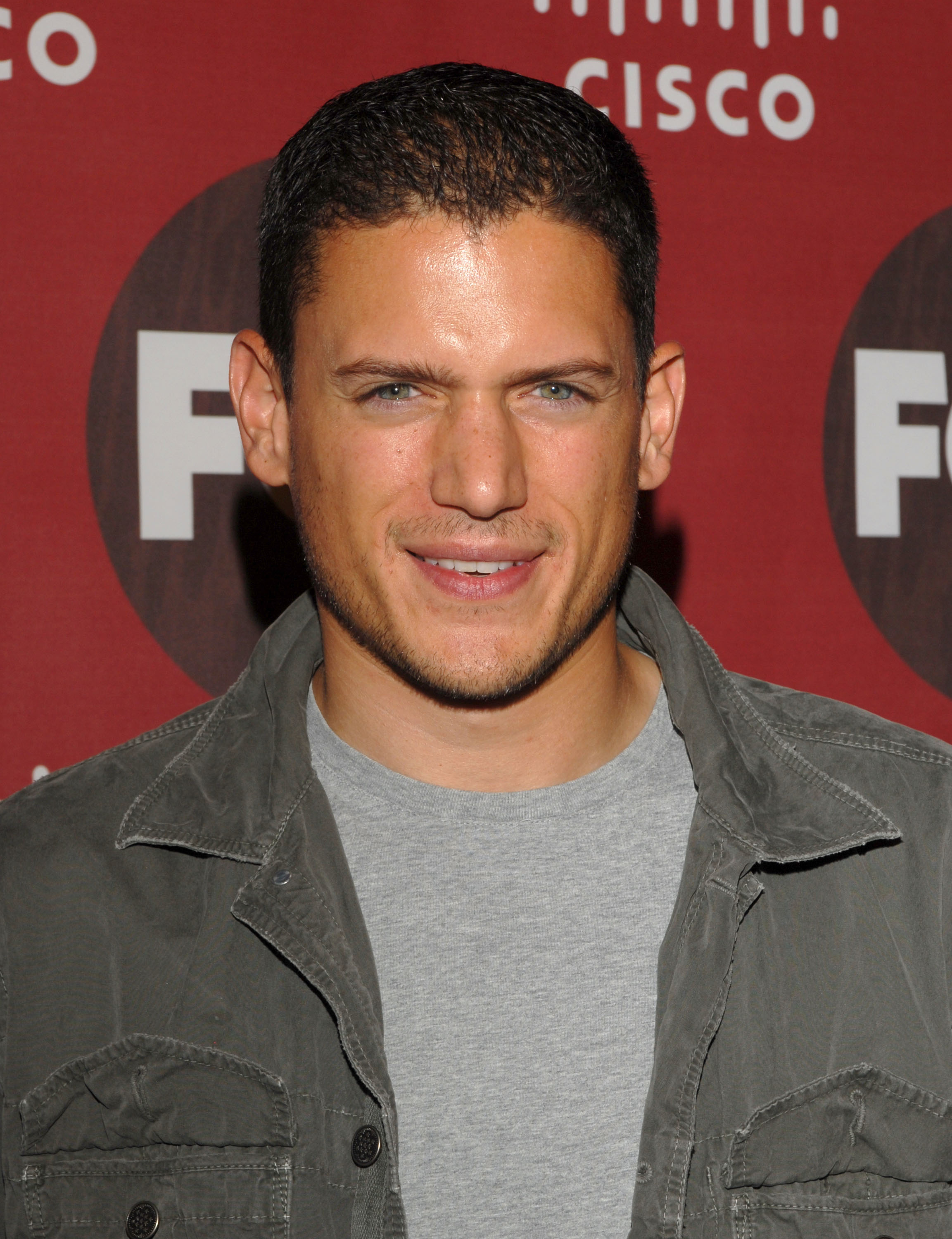 Wentworth Miller attends the FOX Fall 2006 Eco-Casino party on October 23, 2006